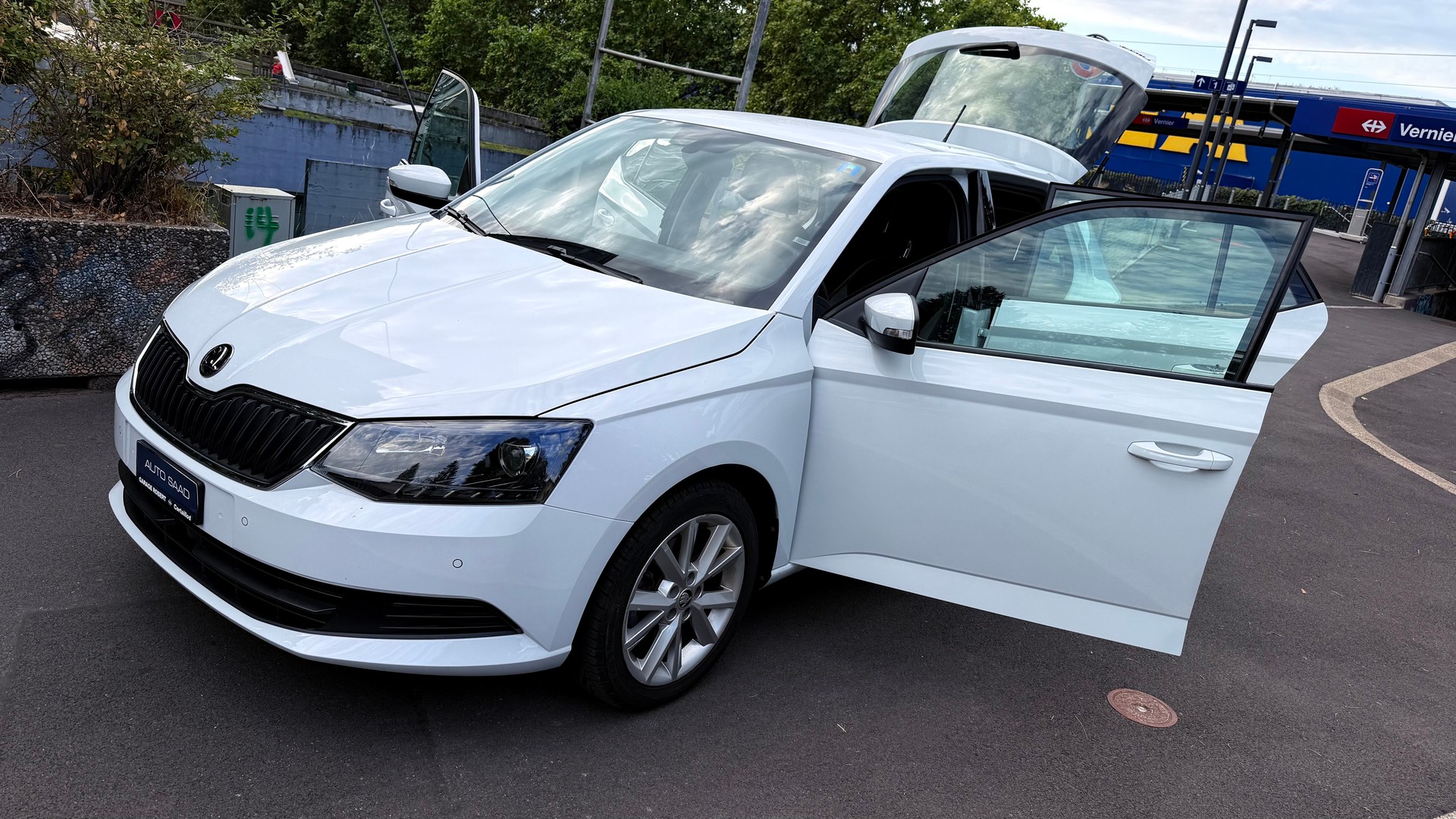 SKODA Fabia 1.0 TSI Advantage-image-12