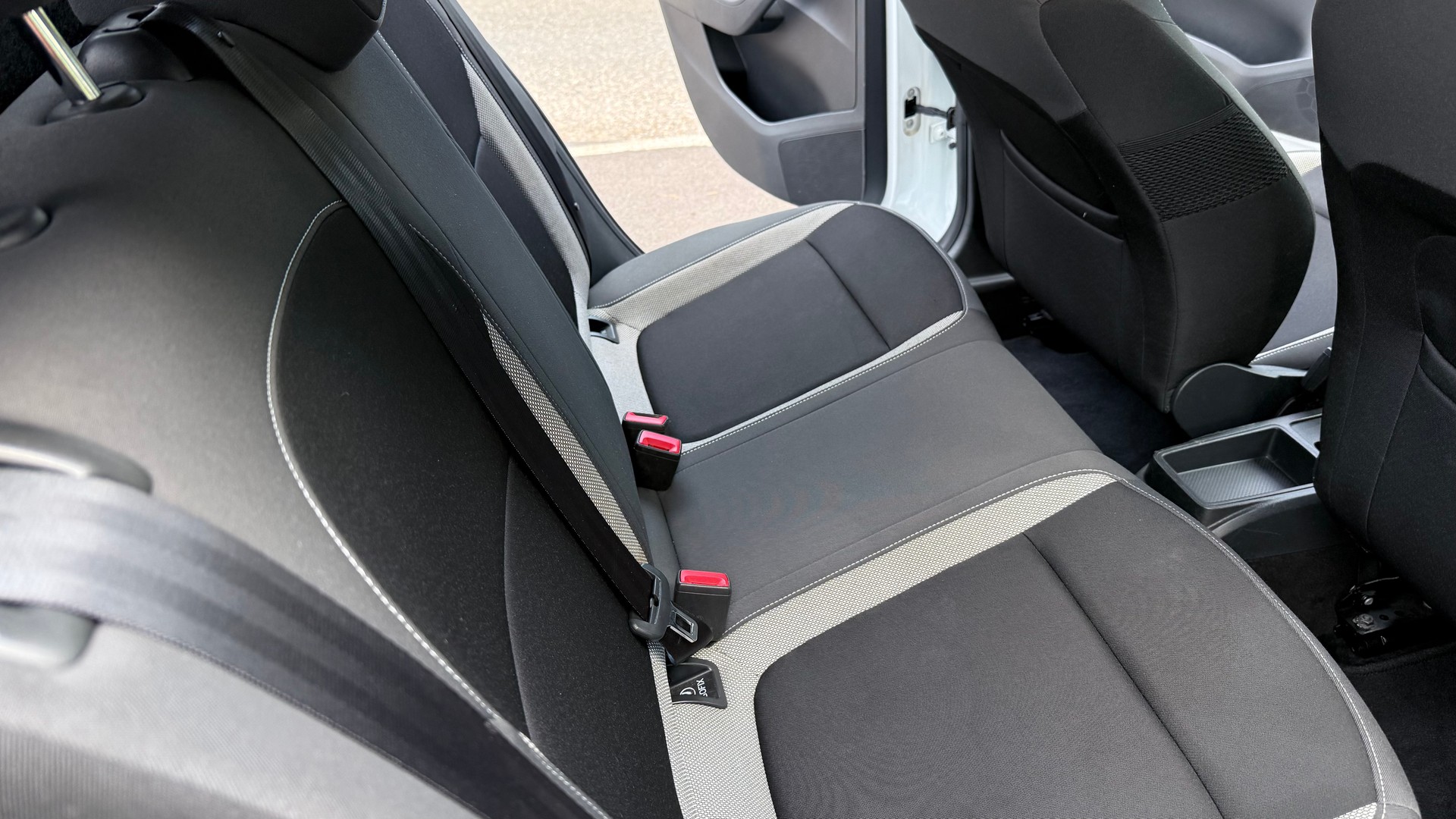 SKODA Fabia 1.0 TSI Advantage-image-7