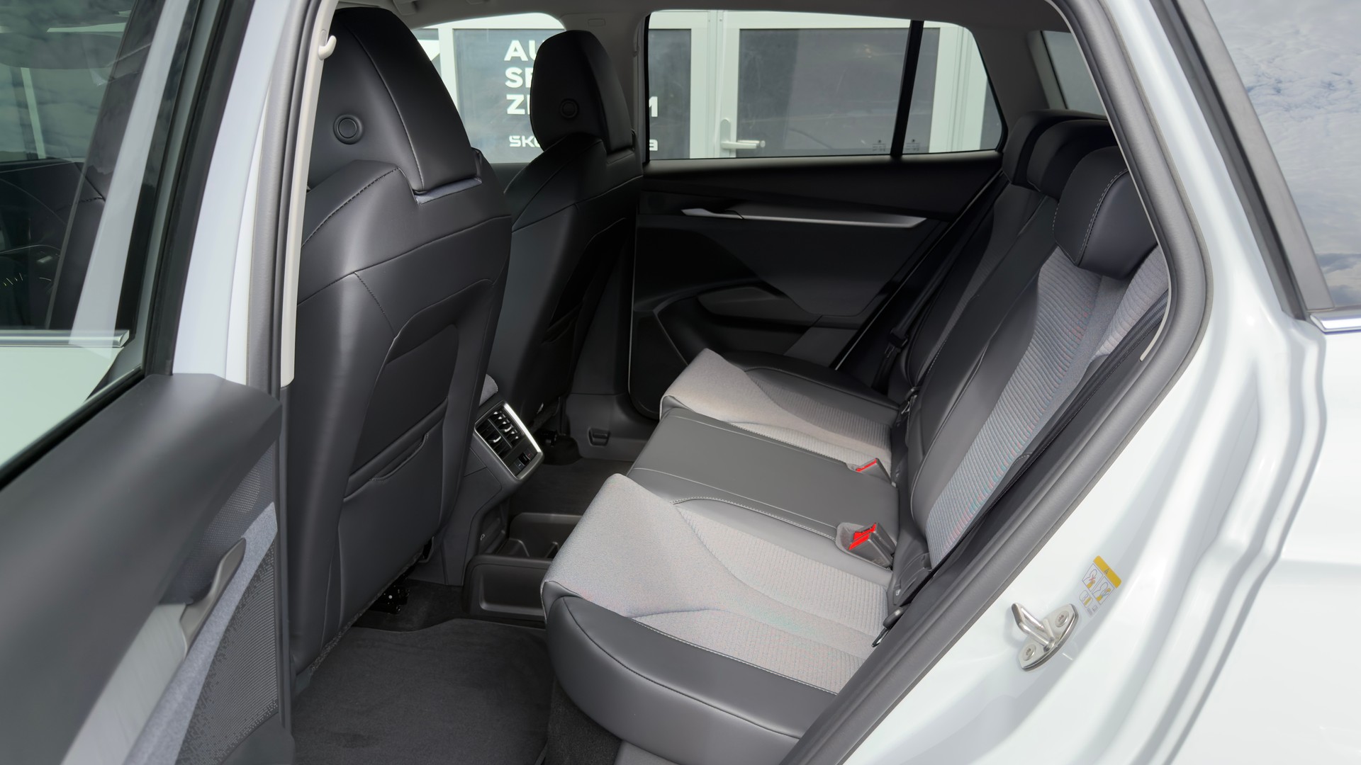 SKODA Enyaq SE 85x 4x4-image-7