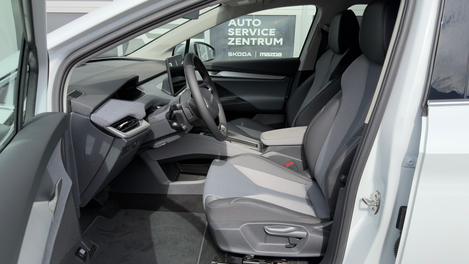 SKODA Enyaq SE 85x 4x4-image-8