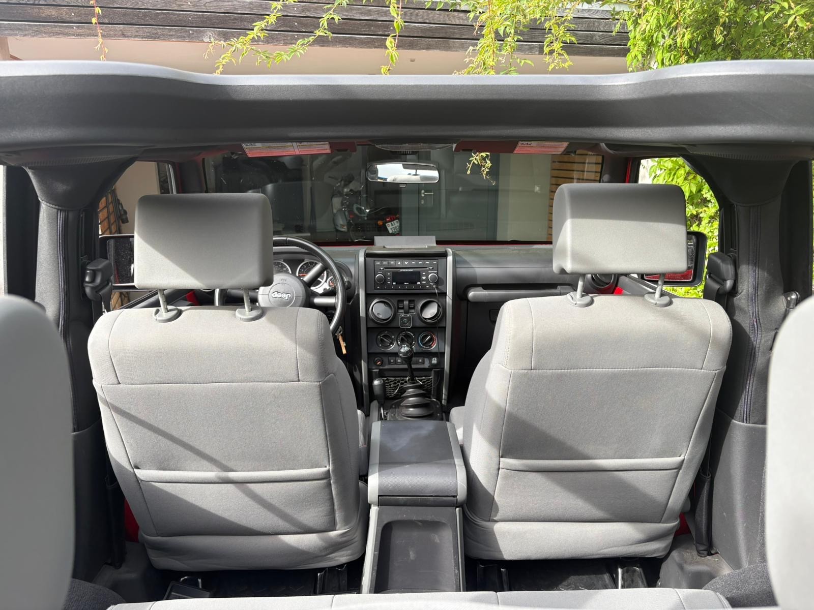 JEEP Wrangler 3.8 V6 Rubicon-image-7