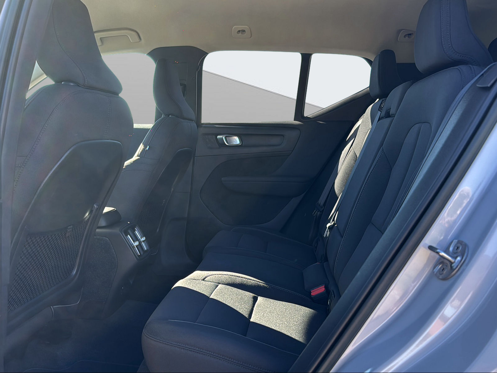 VOLVO XC40 1.5 T2 XCITE-image-13