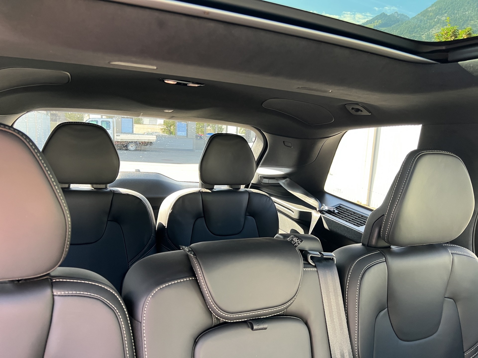 VOLVO XC90 2.0 T8 TE XCLUSIVE Edition Bright eAWD-image-18