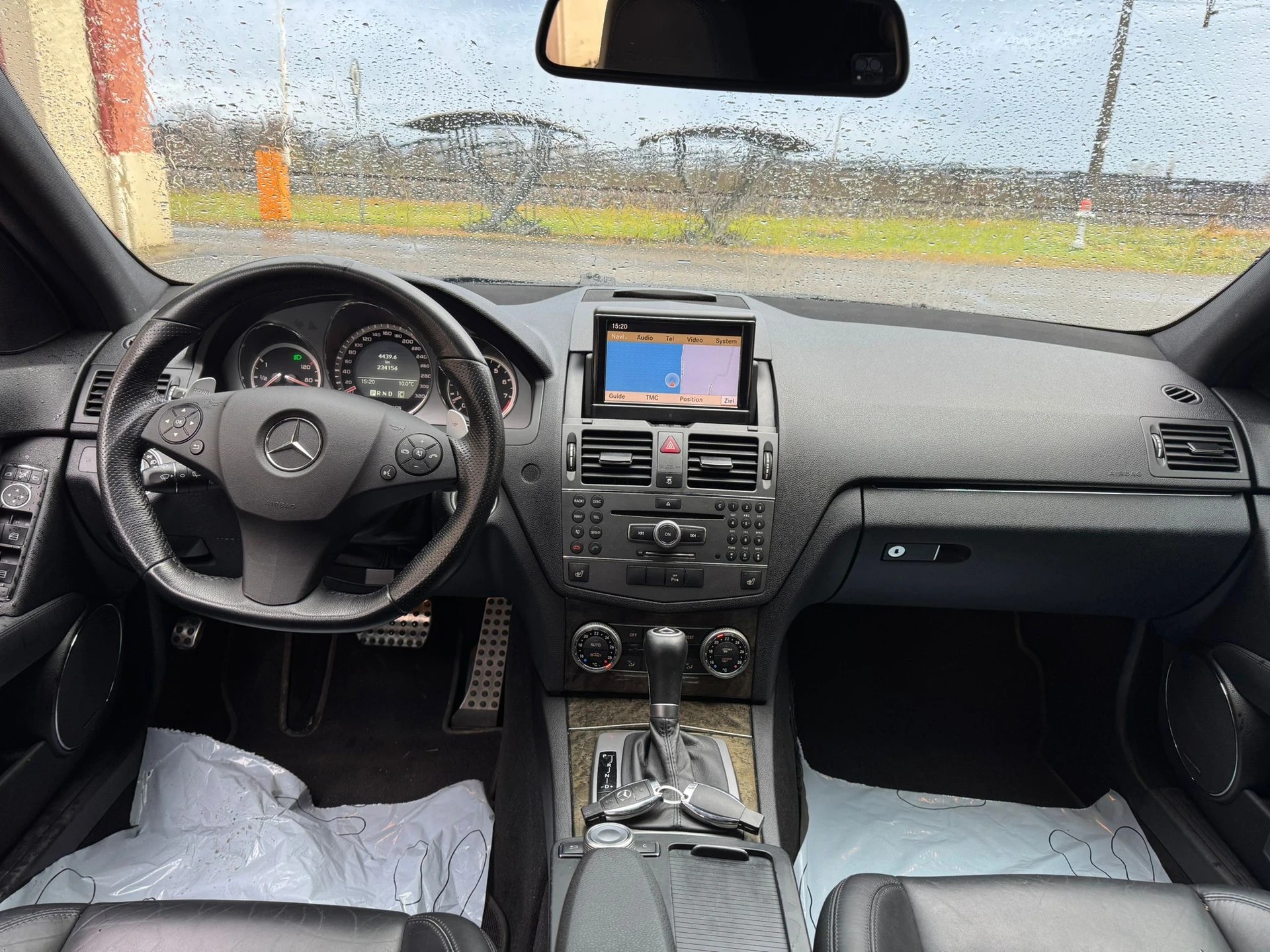 MERCEDES-BENZ C 63 AMG Avantgarde 7G-Tronic-image-9