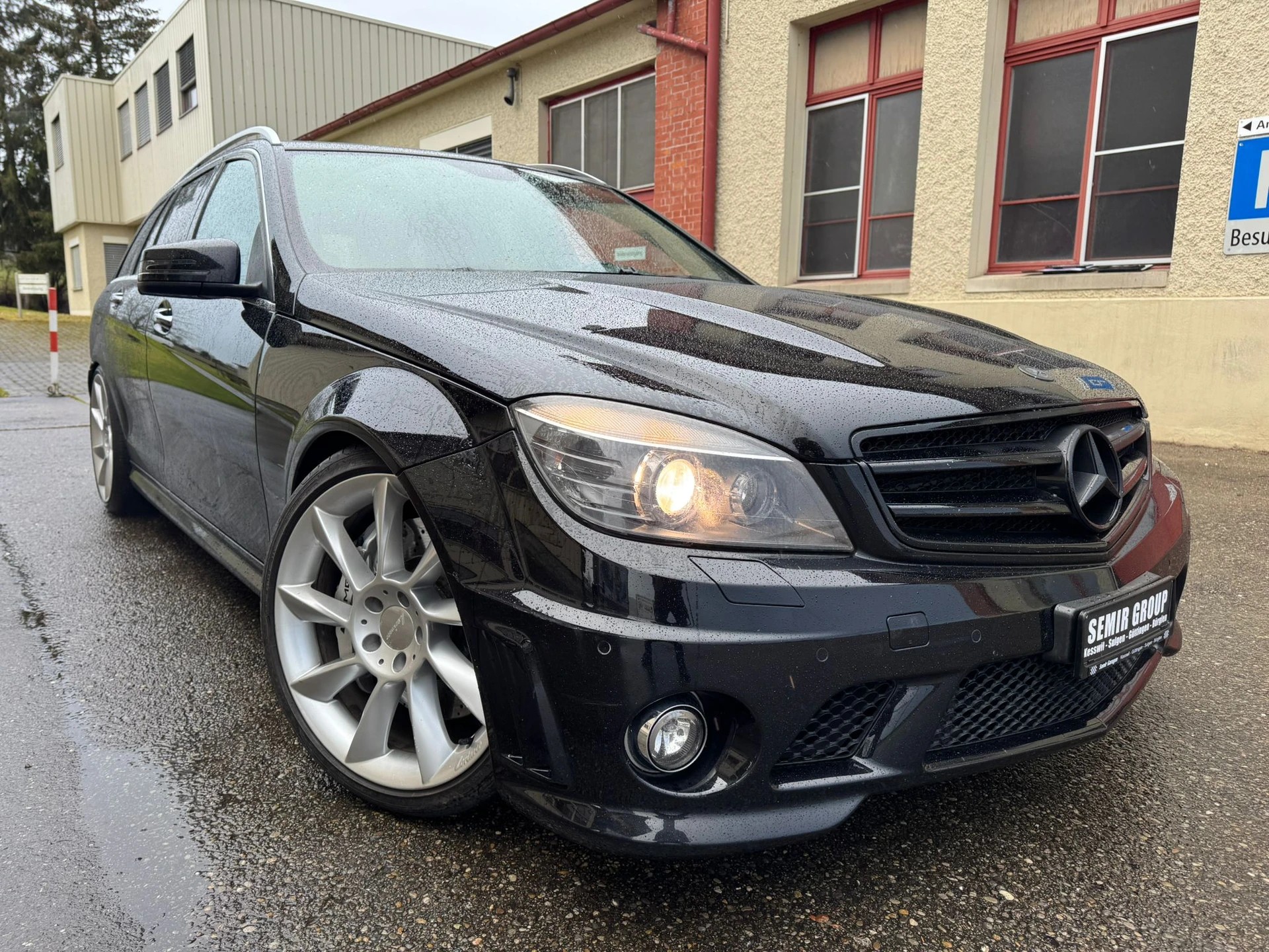 MERCEDES-BENZ C 63 AMG Avantgarde 7G-Tronic-image-0