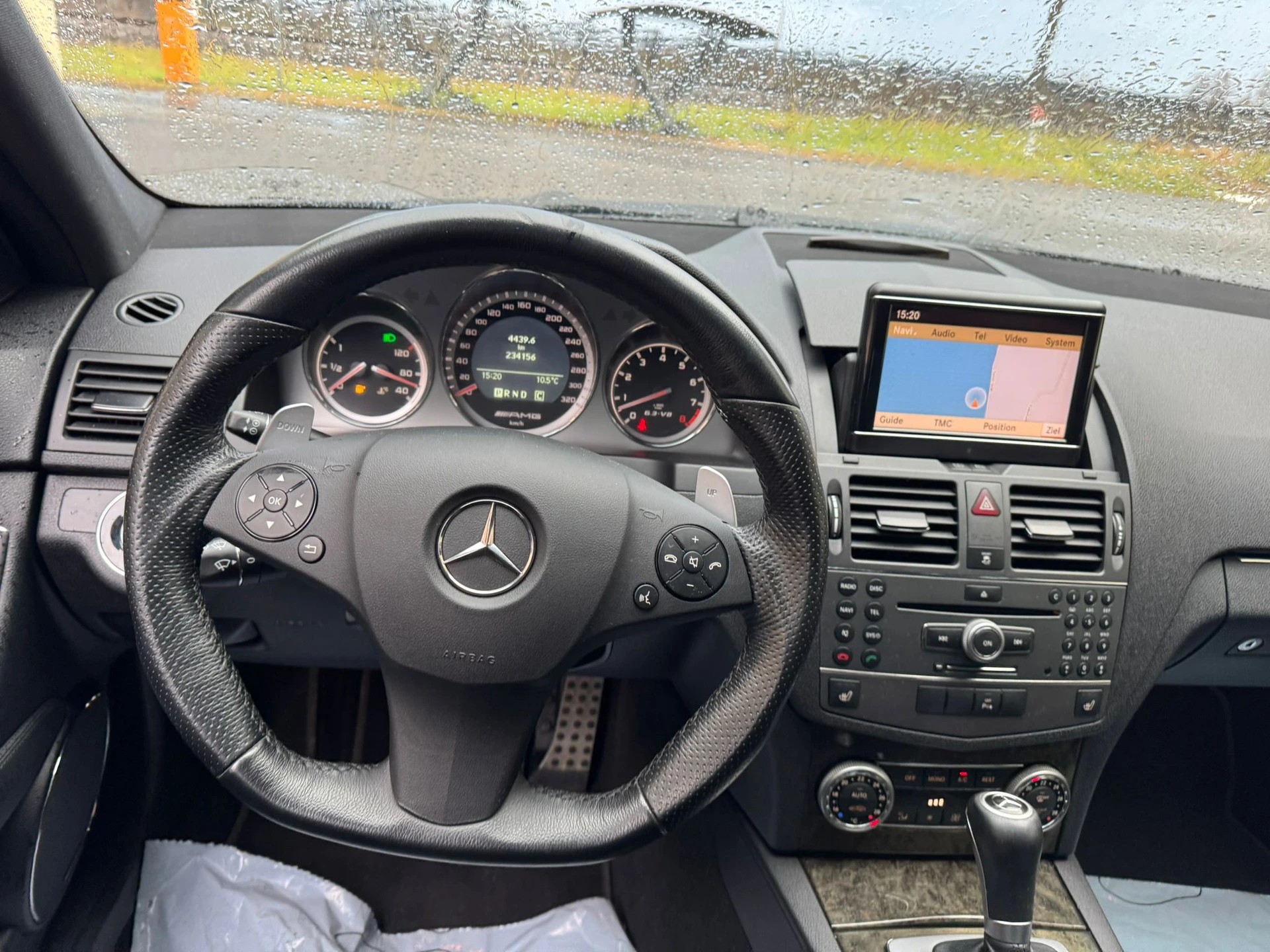 MERCEDES-BENZ C 63 AMG Avantgarde 7G-Tronic-image-10