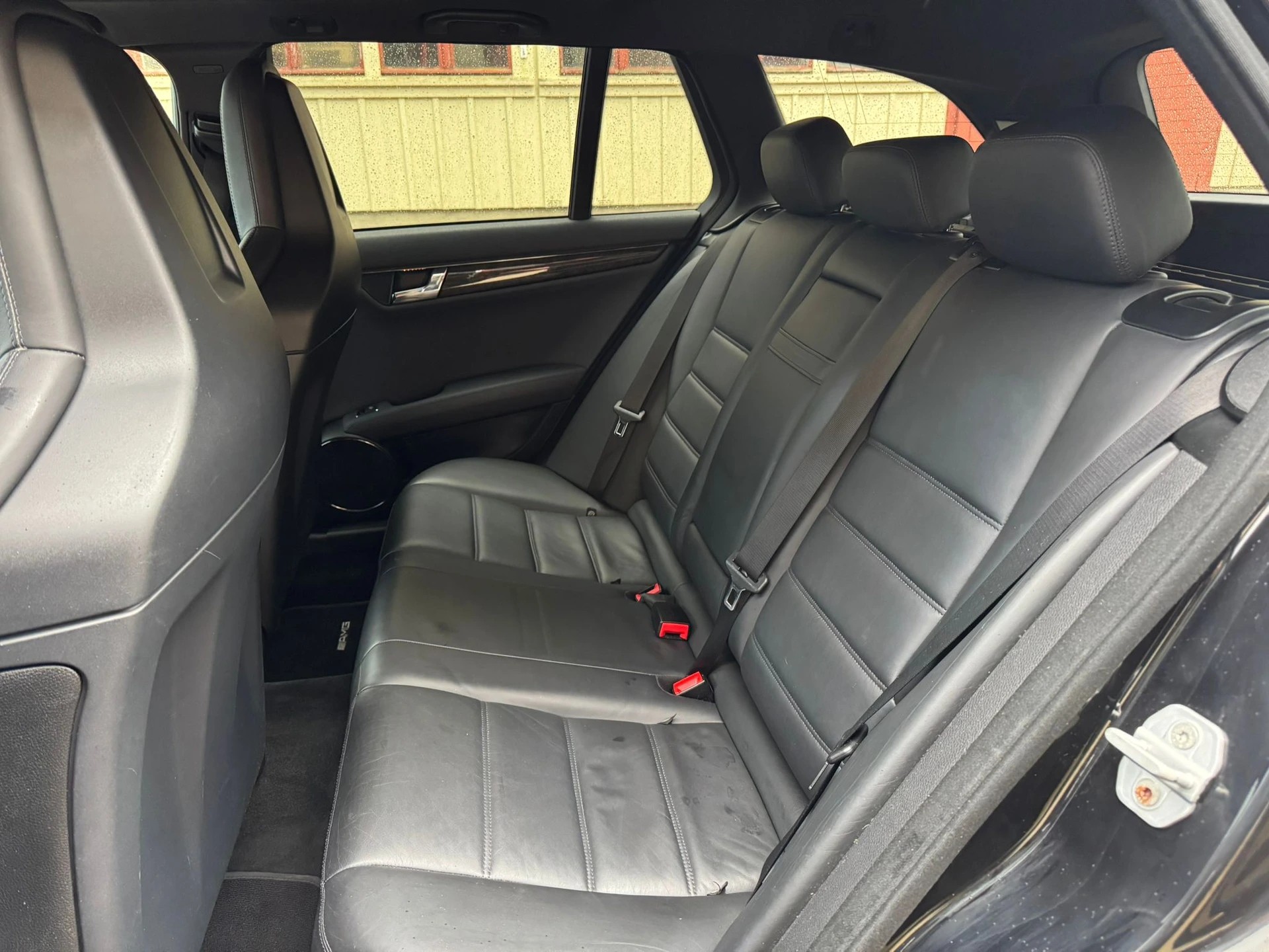 MERCEDES-BENZ C 63 AMG Avantgarde 7G-Tronic-image-13