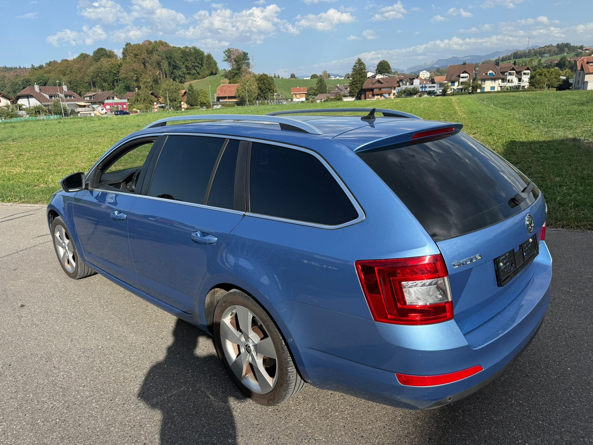 SKODA 1.8-image-3