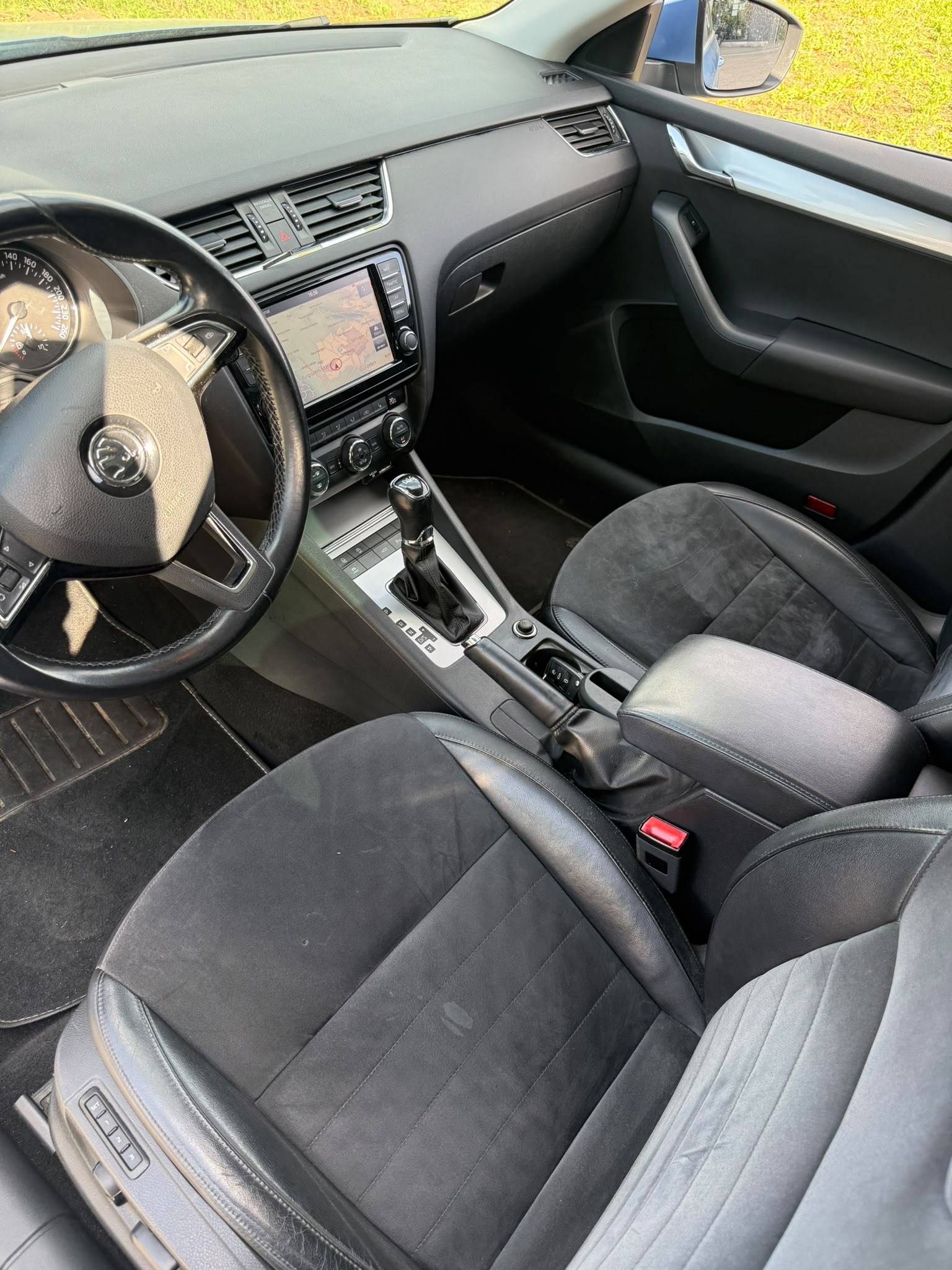SKODA 1.8-image-4