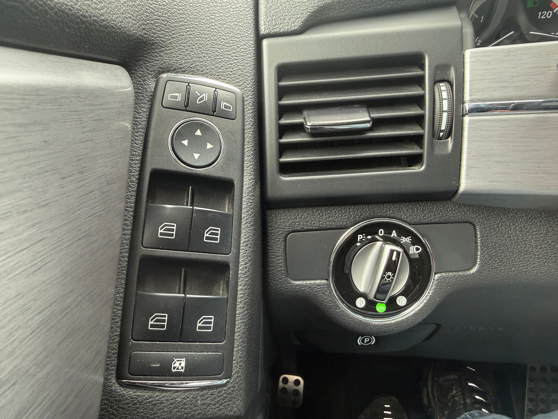 MERCEDES-BENZ GLK 350 CDI (320 CDI) 4Matic 7G-Tronic-image-21
