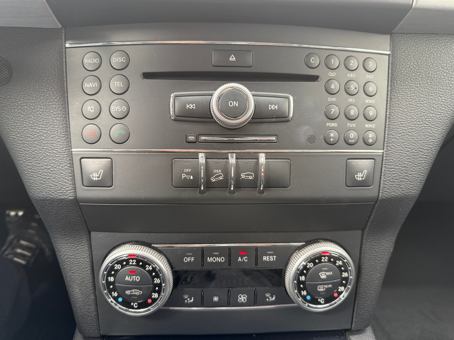 MERCEDES-BENZ GLK 350 CDI (320 CDI) 4Matic 7G-Tronic-image-22