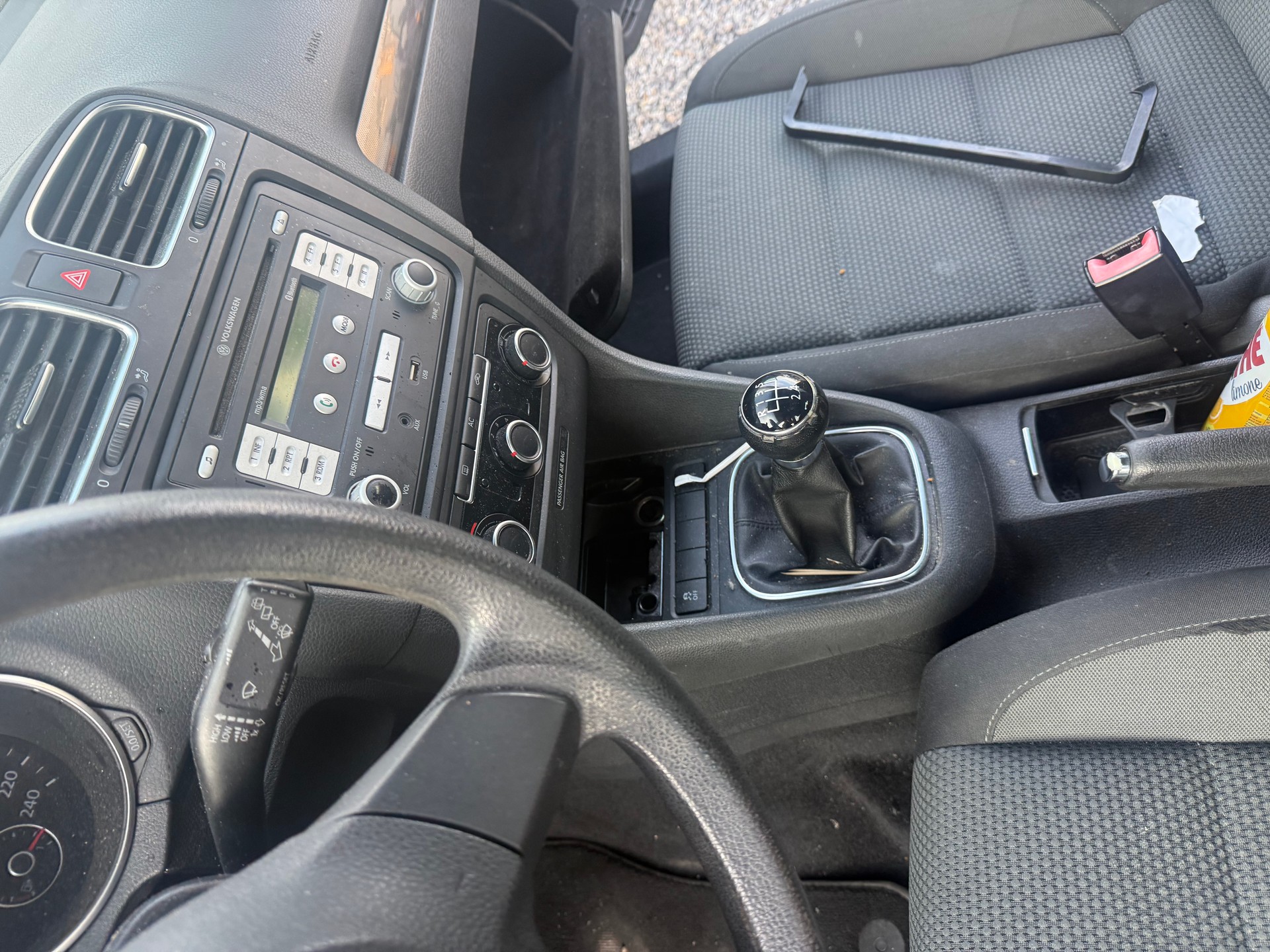 VW Golf 1.6 TDI BlueMotion Technology Team-image-10