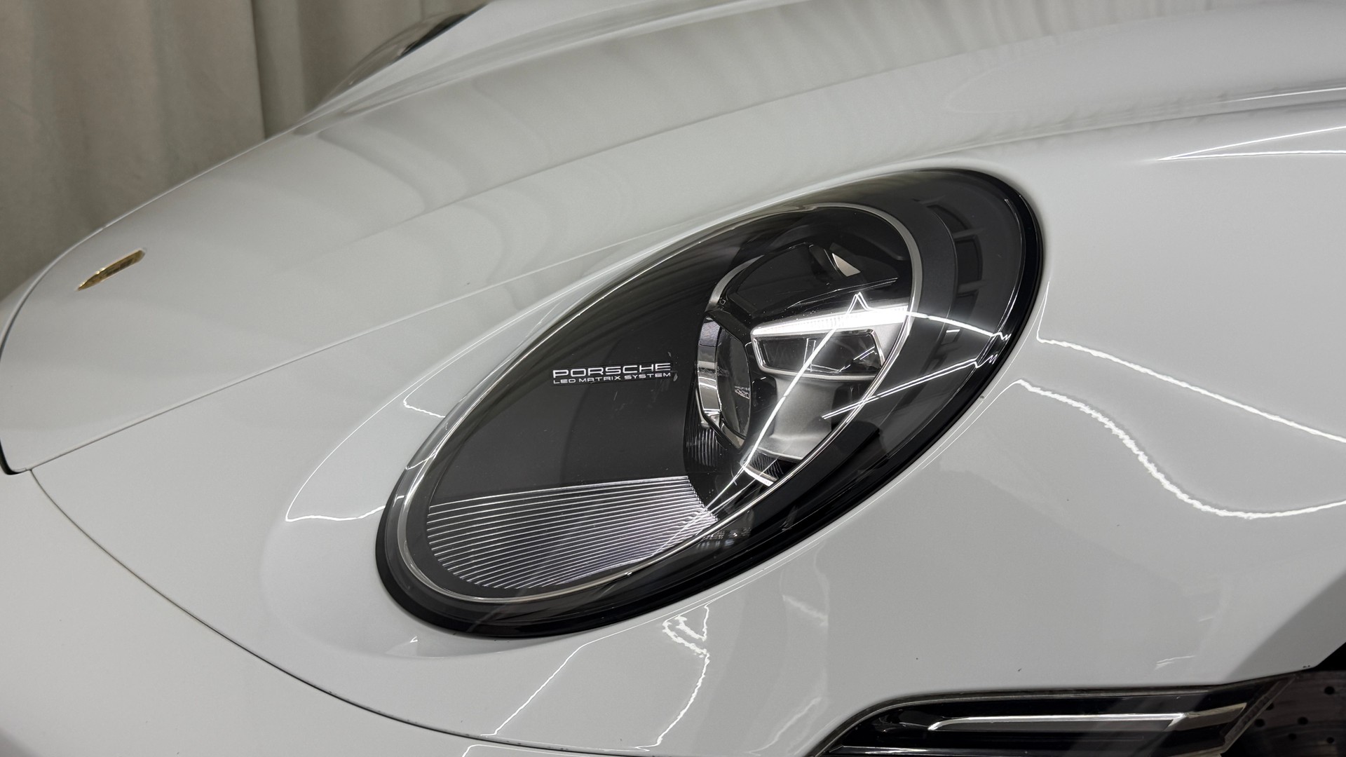 PORSCHE 911 Carrera 4S PDK-image-18