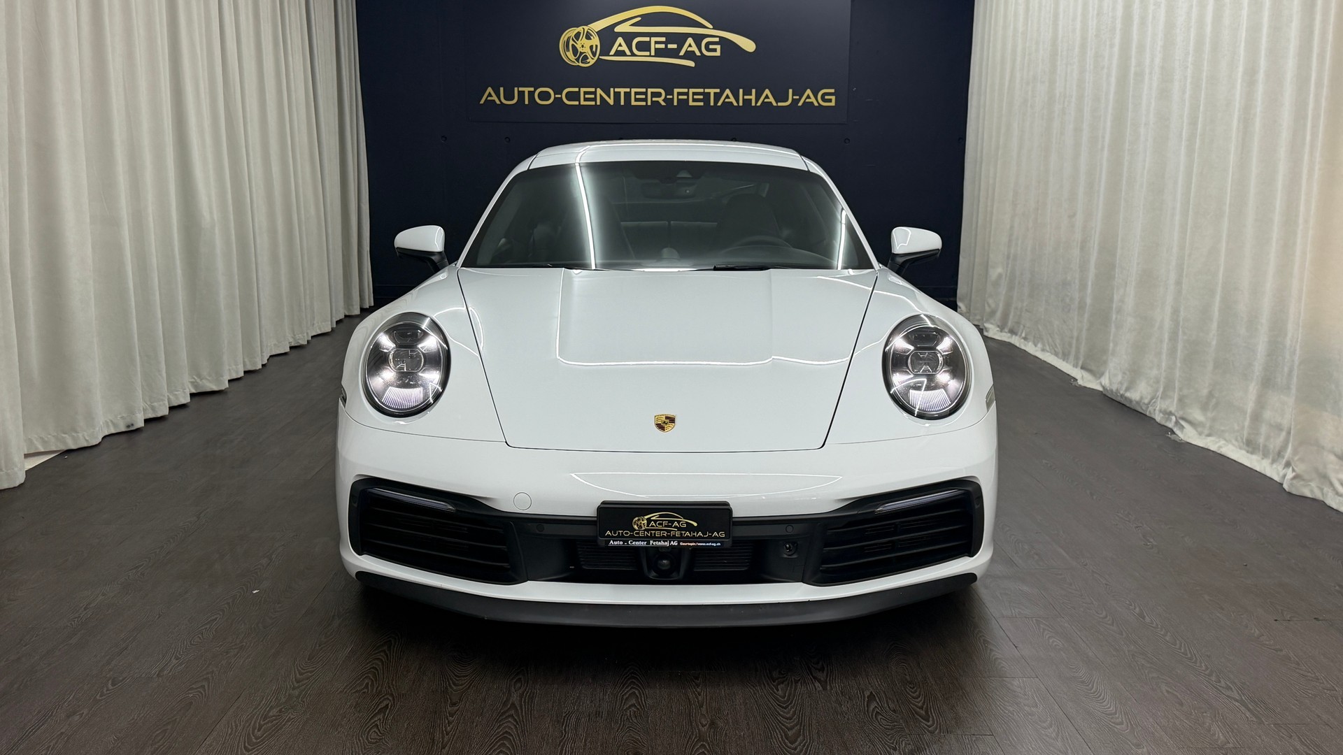 PORSCHE 911 Carrera 4S PDK-image-2