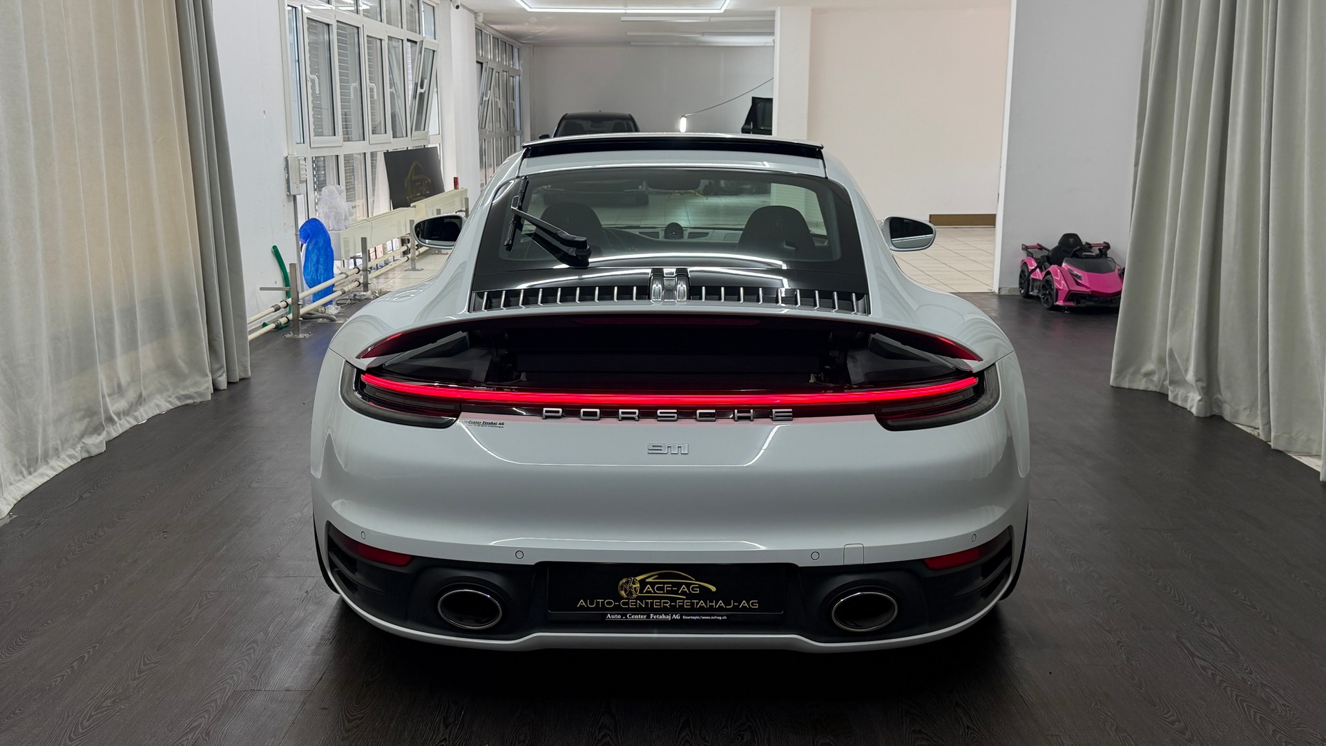 PORSCHE 911 Carrera 4S PDK-image-5