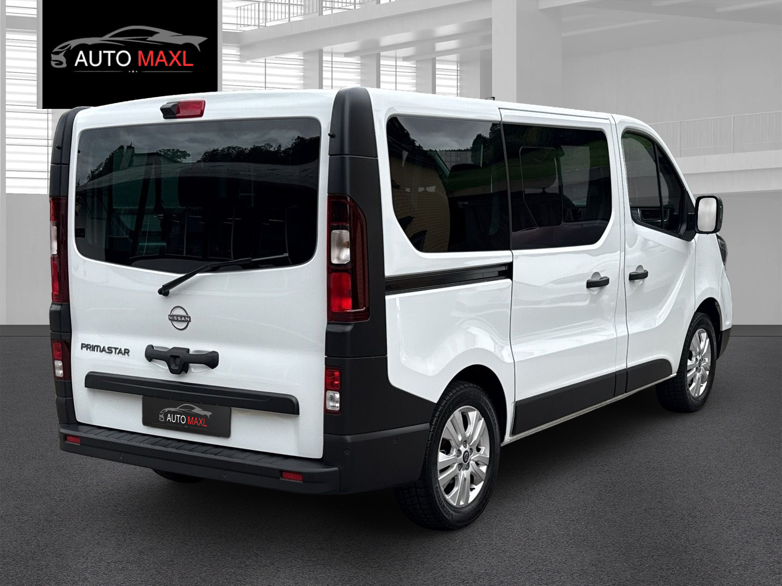 NISSAN Primastar dCi 170 3.0 L2H1 9 Pl. Tekna DCT-image-2
