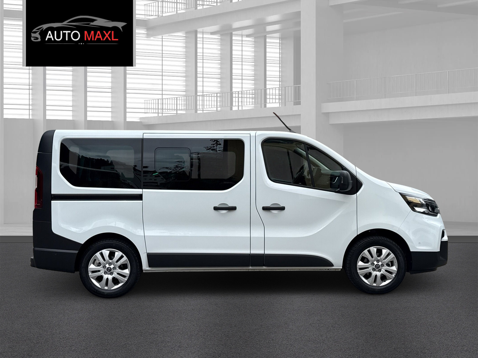 NISSAN Primastar dCi 170 3.0 L2H1 9 Pl. Tekna DCT-image-4