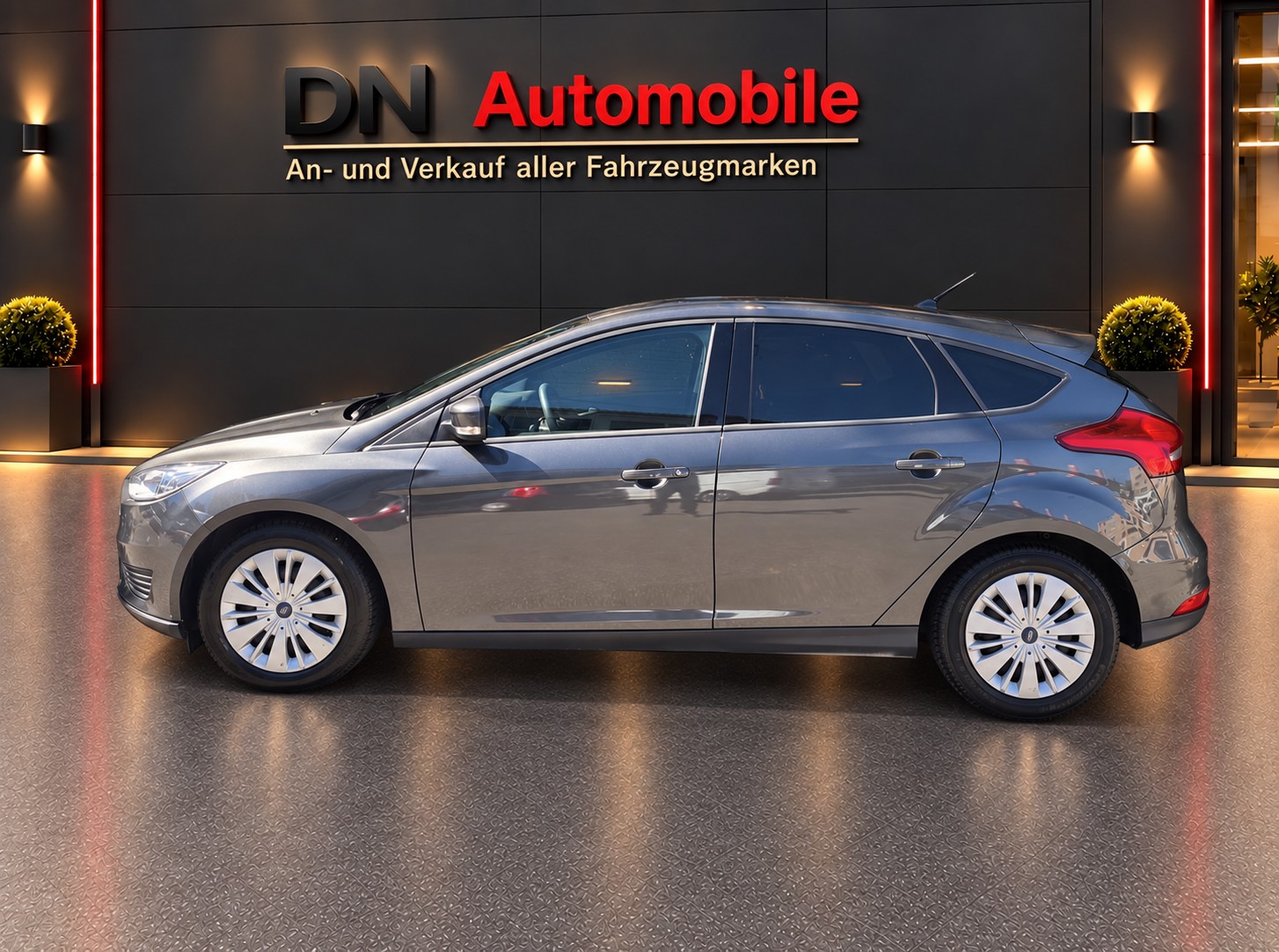 FORD Focus 1.0 SCTi 99g Trend 59000km!!!-image-1