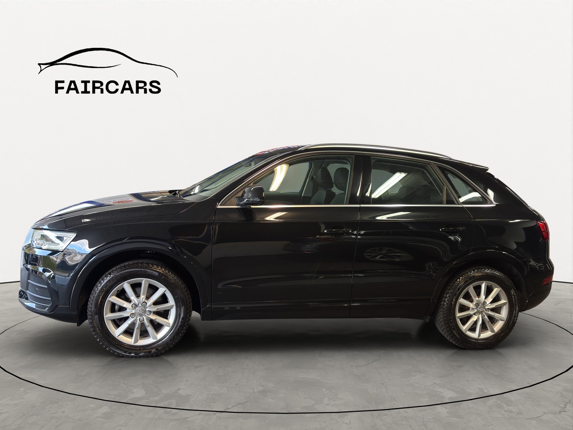 AUDI Q3 2.0 TFSI sport quattro S-tronic-image-2