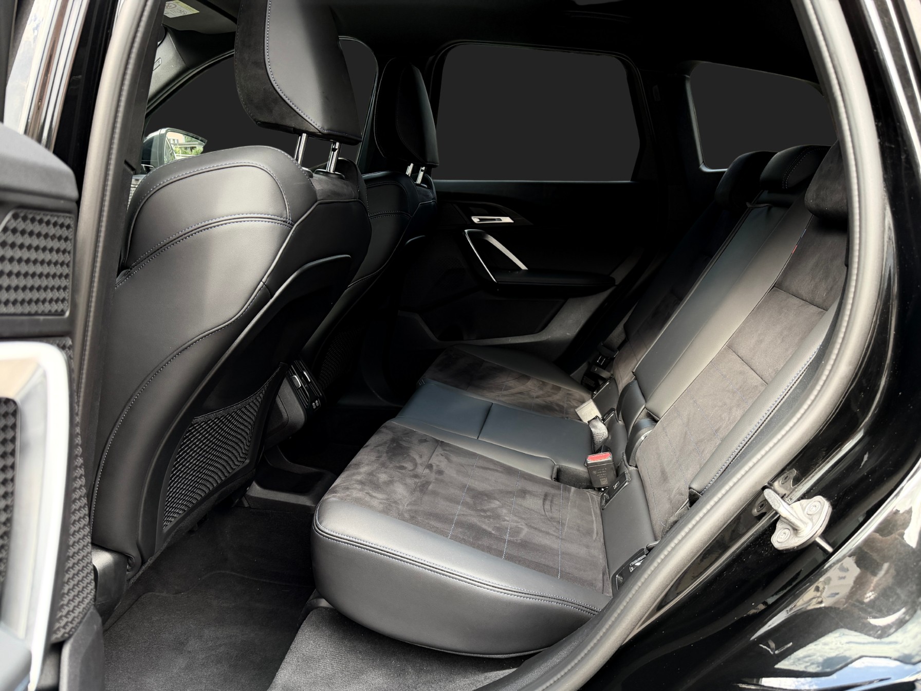 BMW X1 xDrive 23d 48V M Sport-image-20