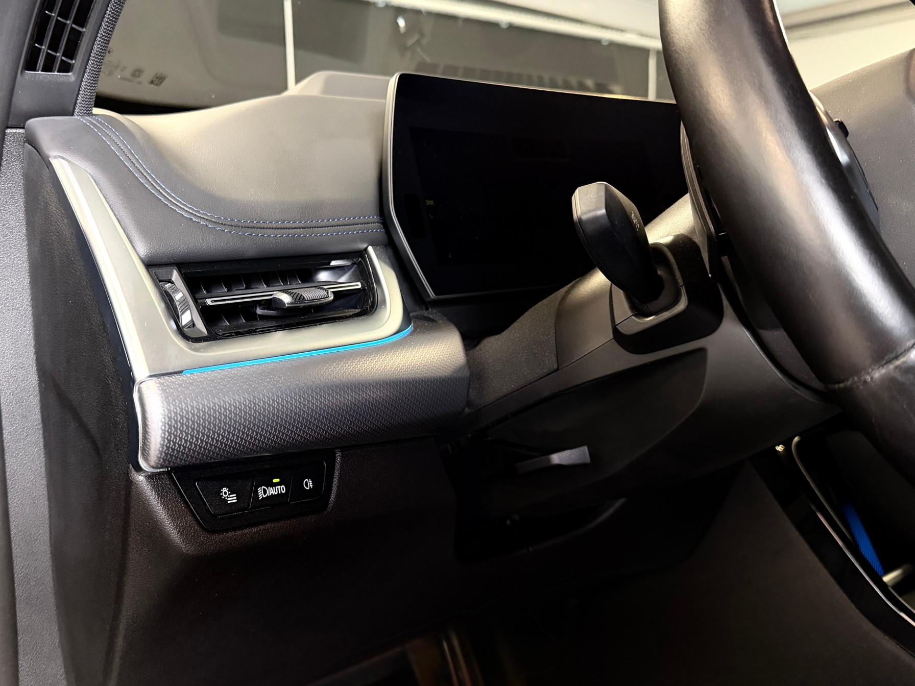 BMW X1 xDrive 23d 48V M Sport-image-18