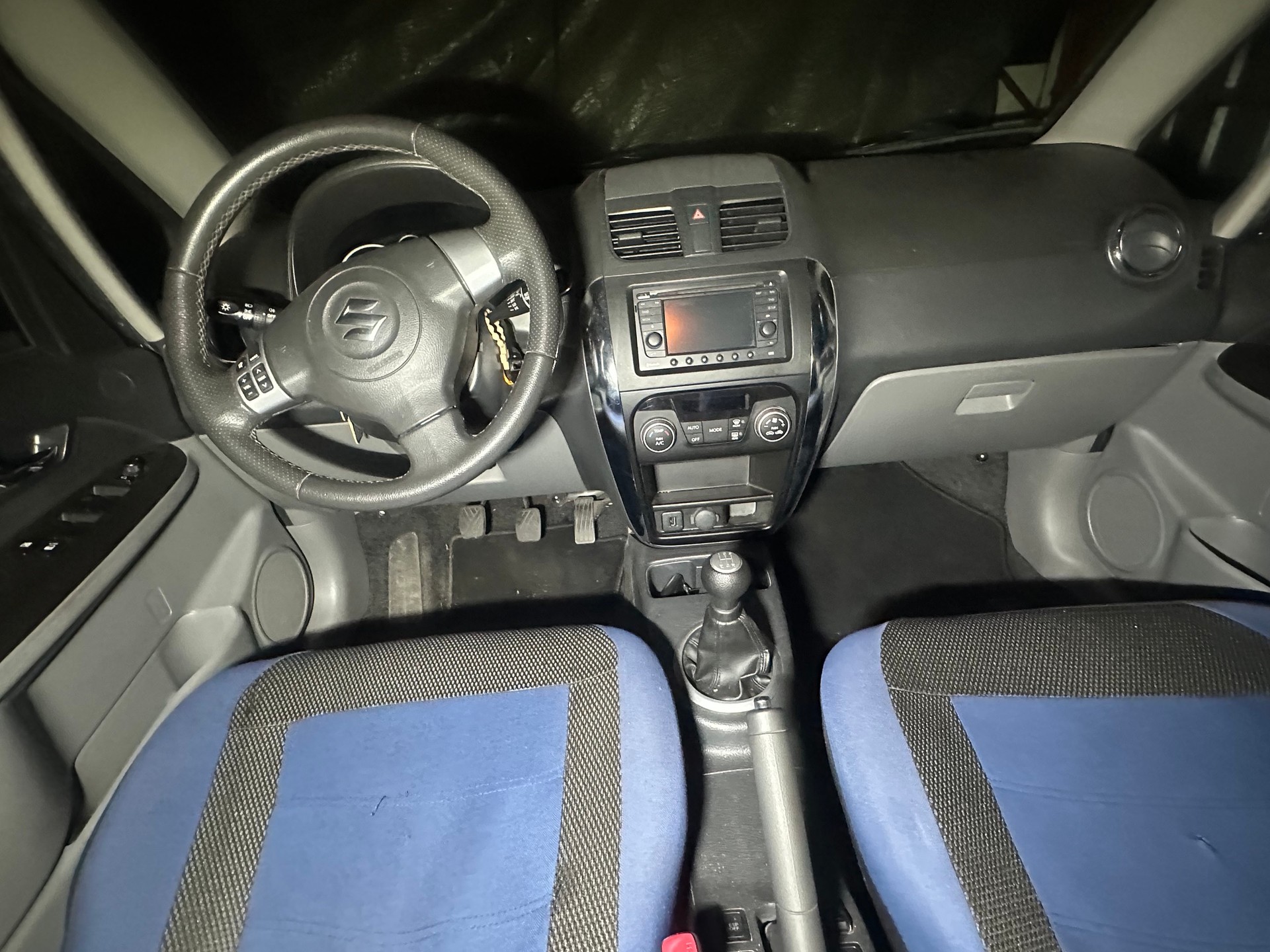 SUZUKI SX4 1.6 16V GL Top Indigo 4WD-image-10