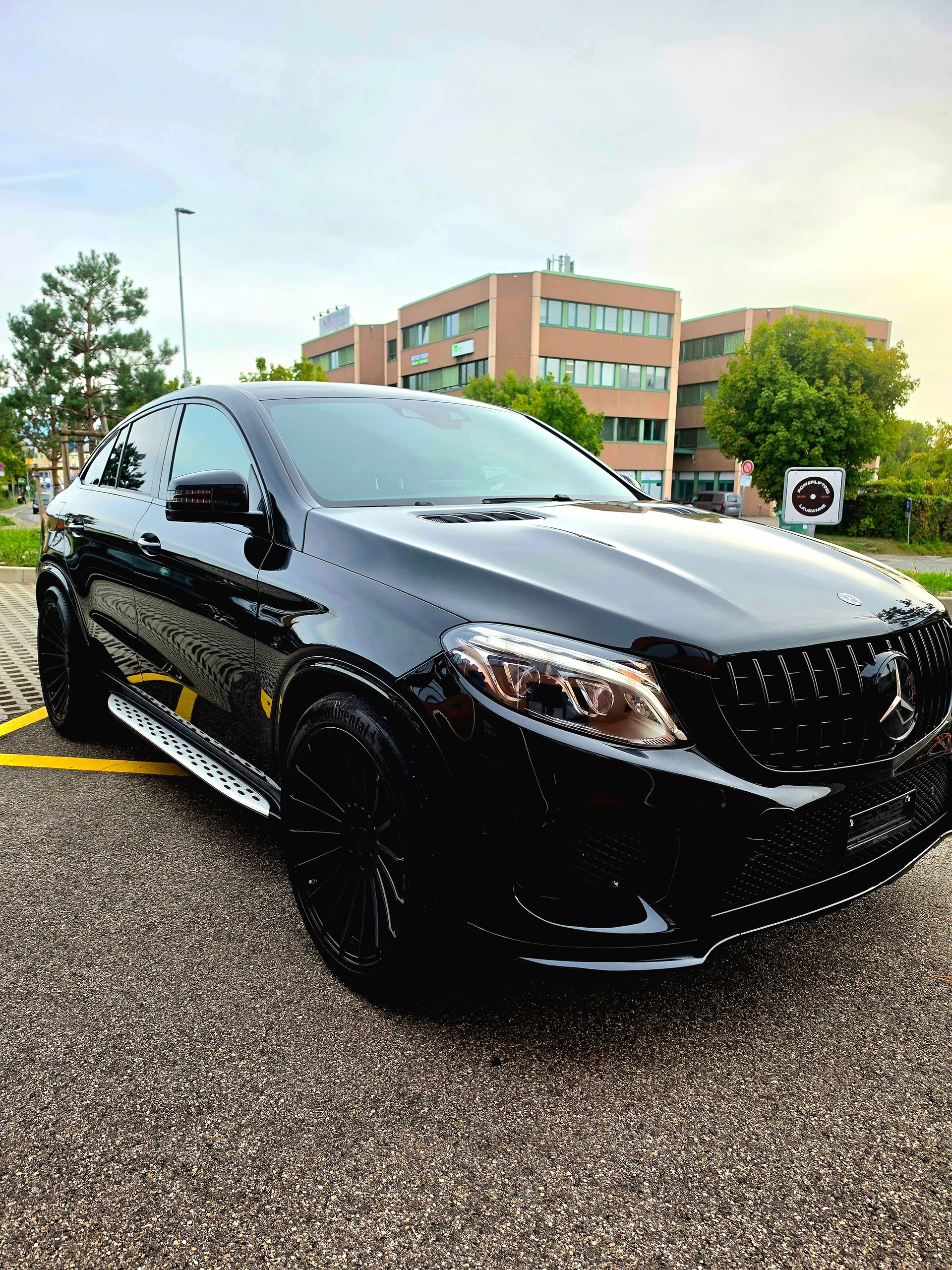 MERCEDES-BENZ GLE 43 AMG 4Matic 9G-Tronic-image-1