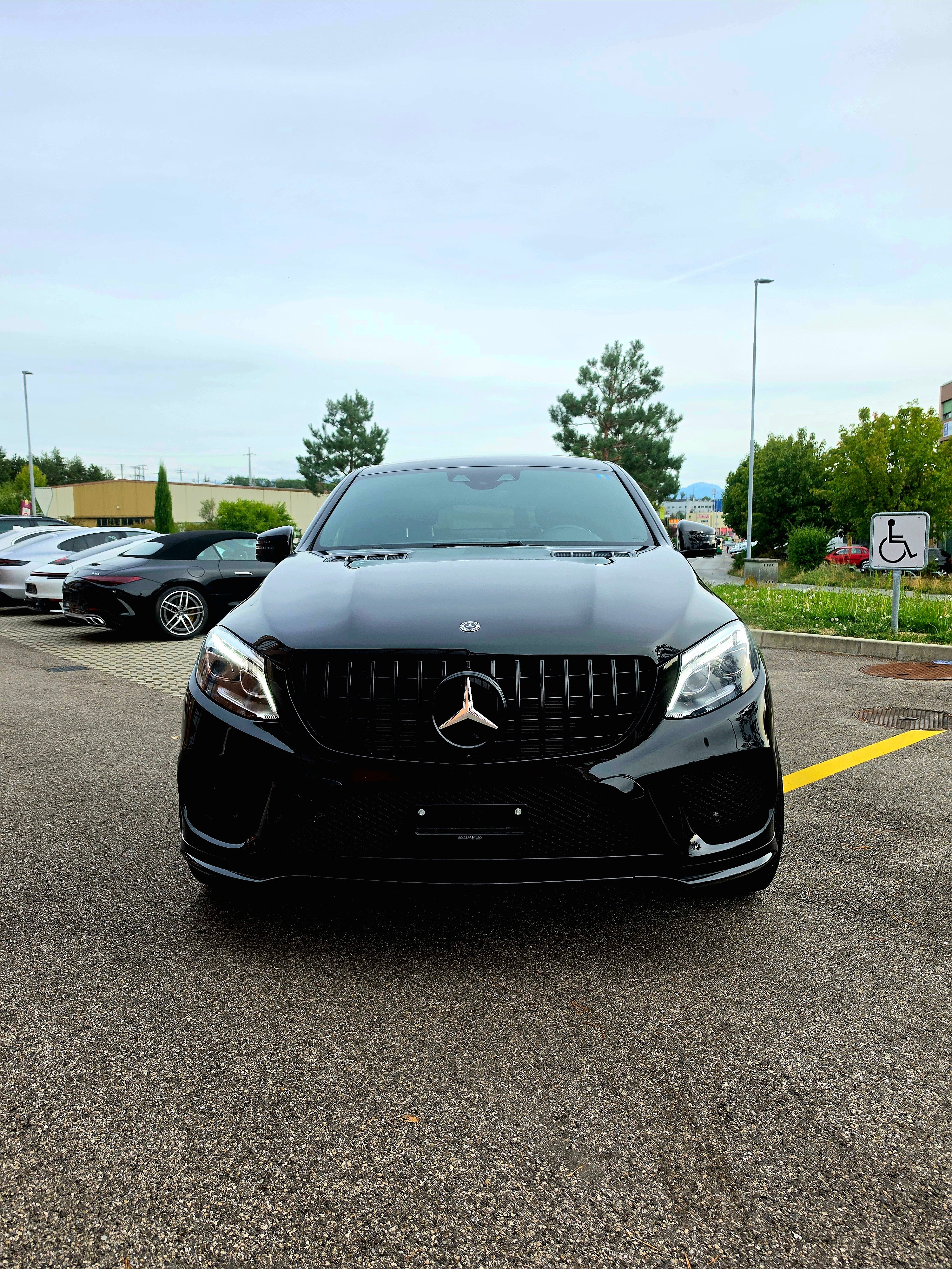 Car photo