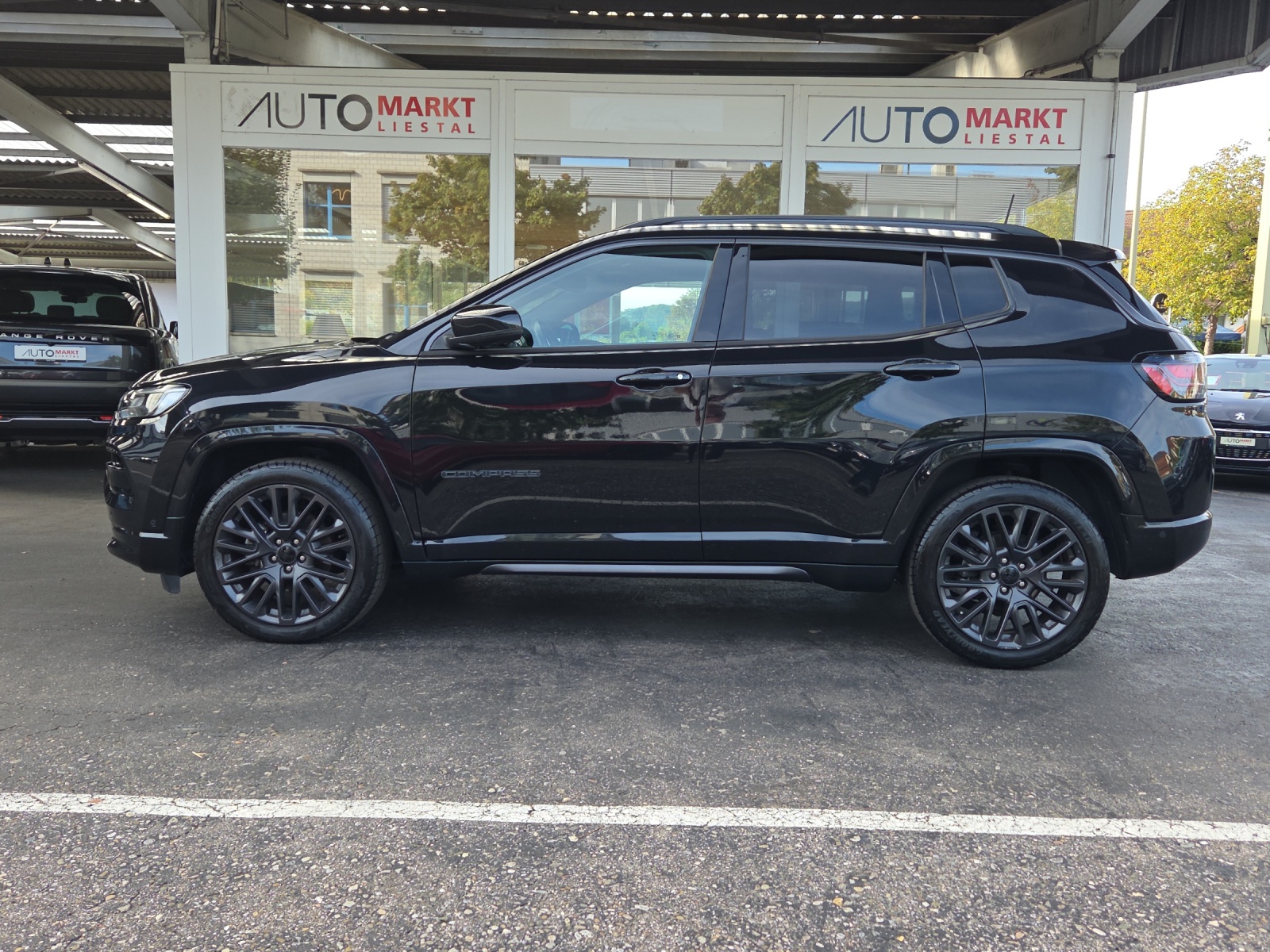 JEEP Compass 4x2 1.3 Turbo S DKG-image-1