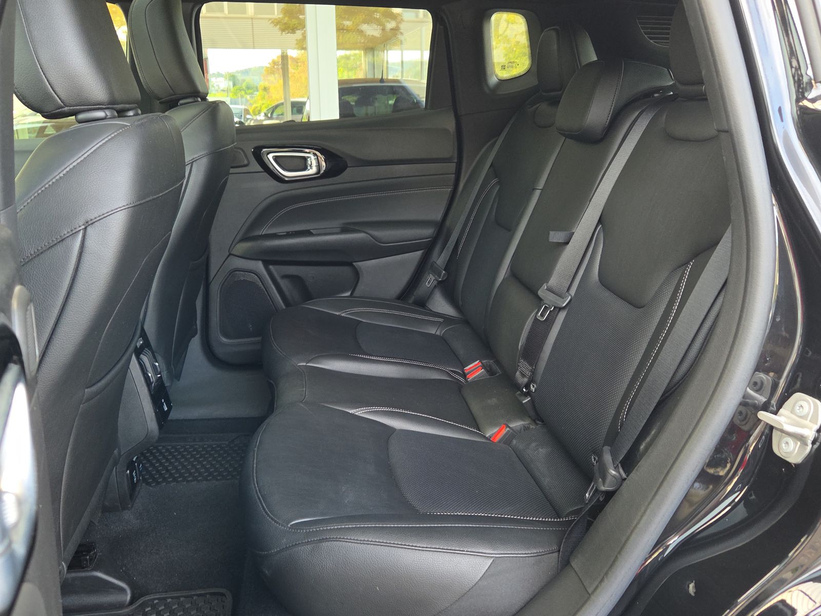 JEEP Compass 4x2 1.3 Turbo S DKG-image-6