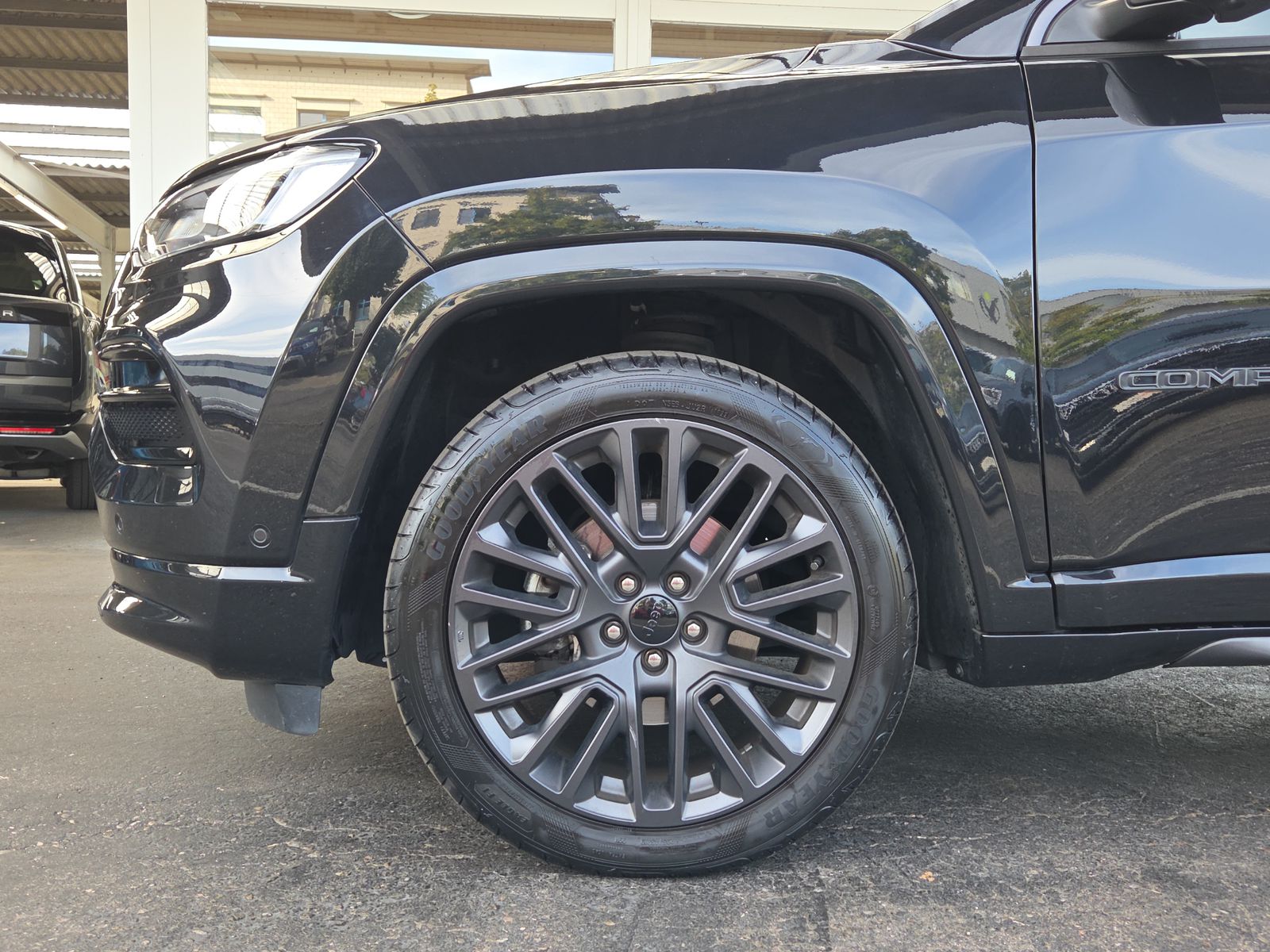 JEEP Compass 4x2 1.3 Turbo S DKG-image-4