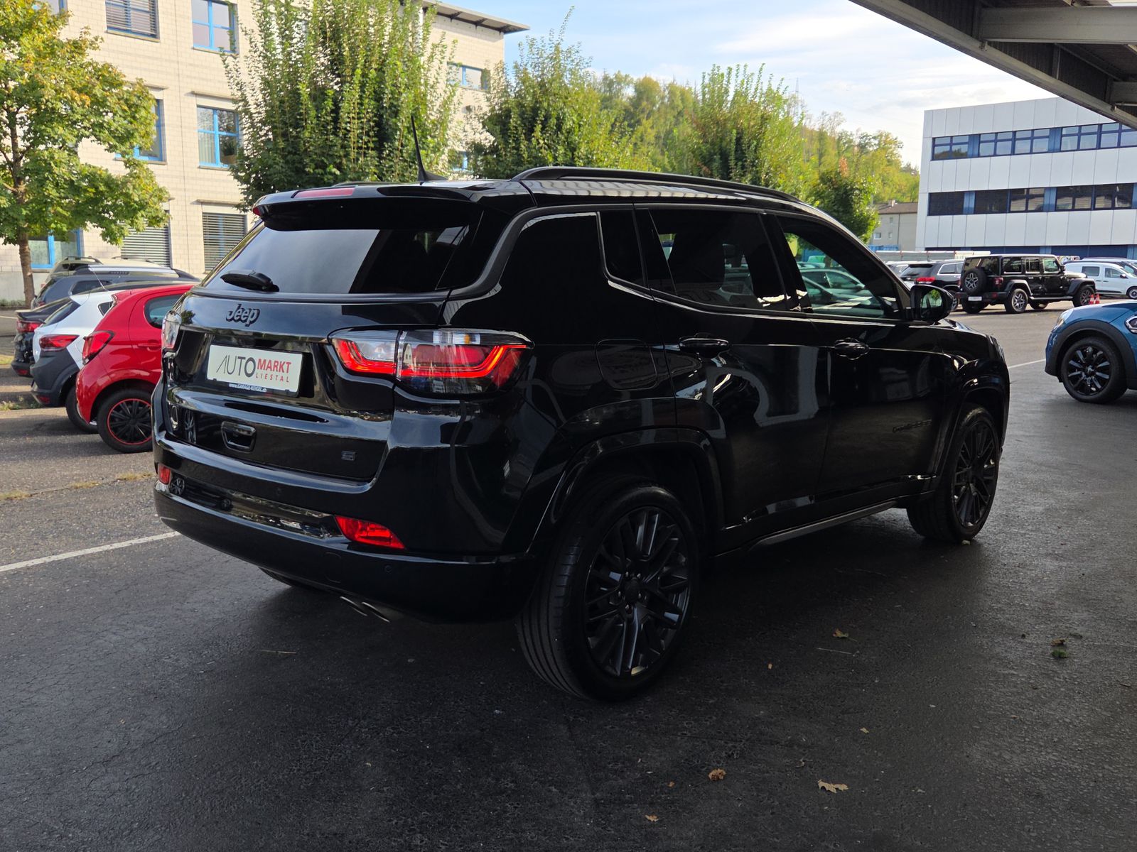 JEEP Compass 4x2 1.3 Turbo S DKG-image-13