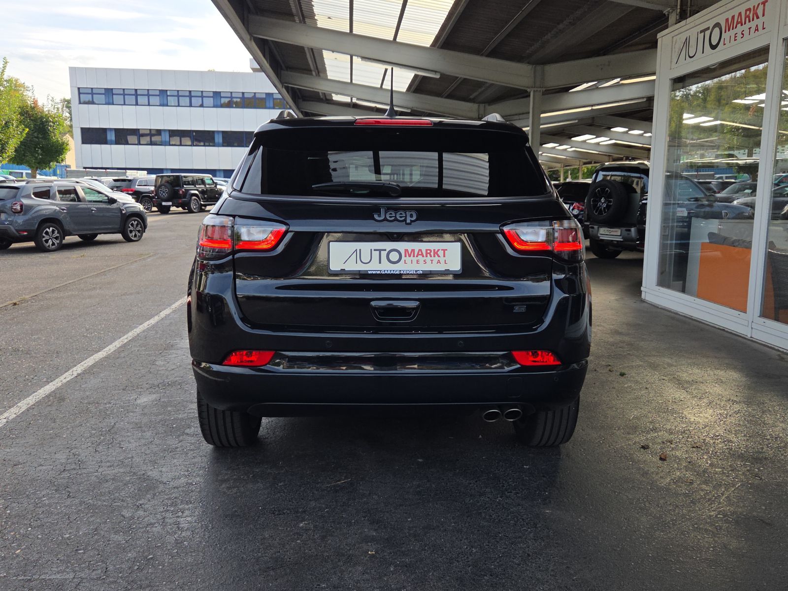 JEEP Compass 4x2 1.3 Turbo S DKG-image-14