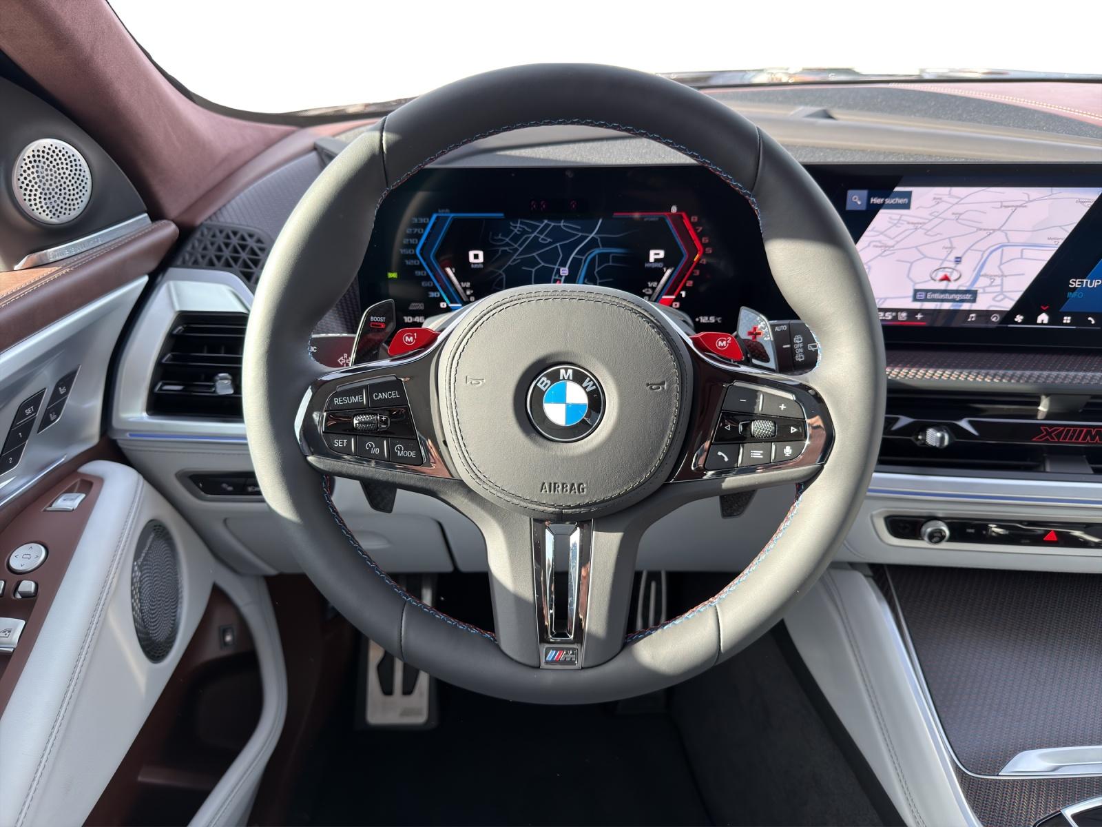 BMW XM Label Red-image-10
