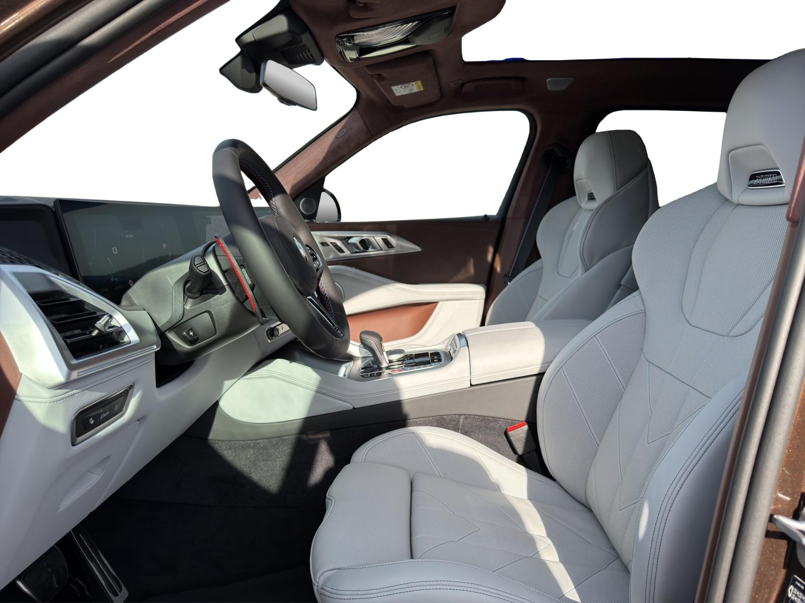 BMW XM Label Red-image-8
