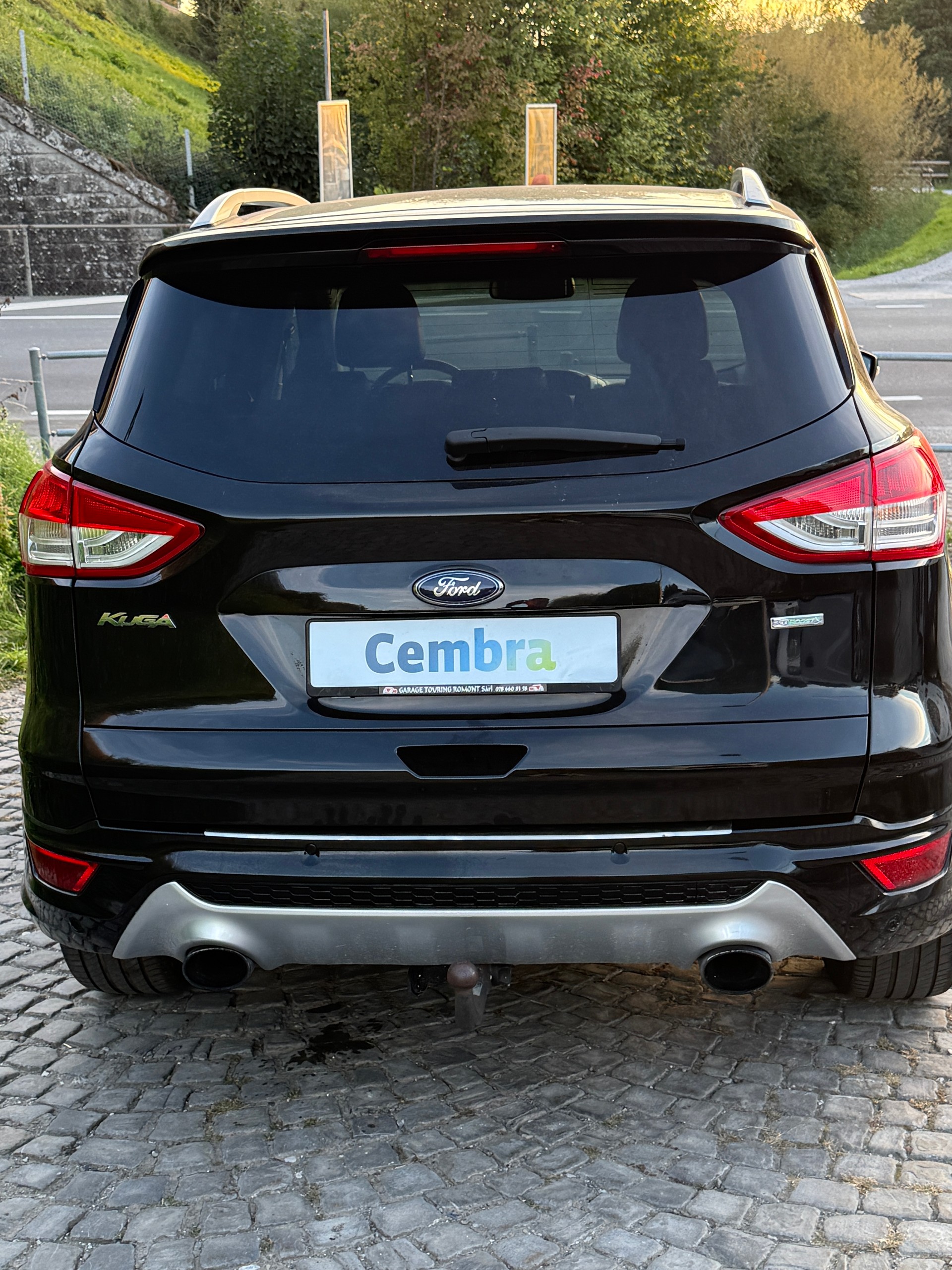 FORD Kuga 1.5 SCTi Carving 2WD-image-2