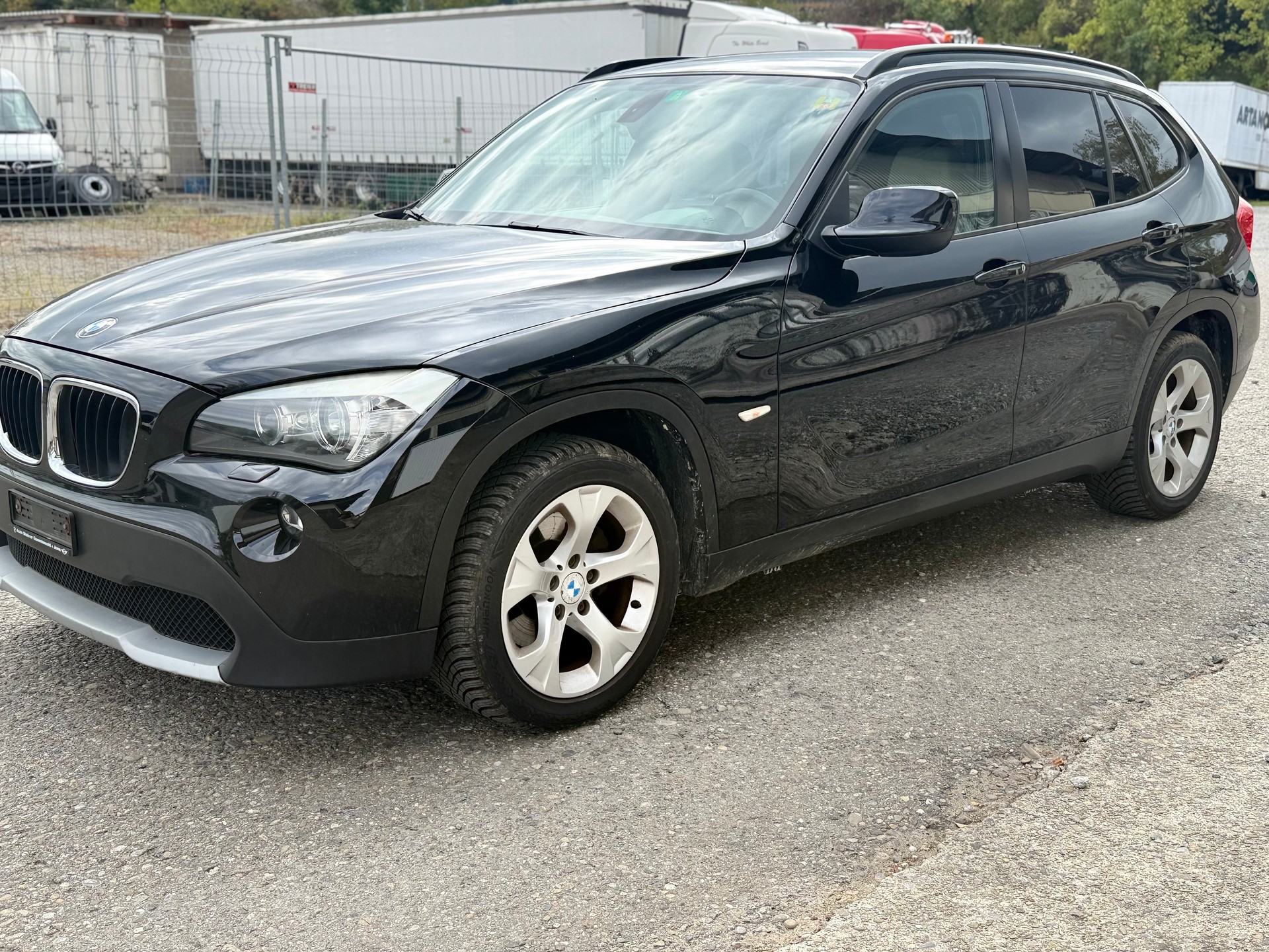BMW X1 xDrive 18d Steptronic-image-0