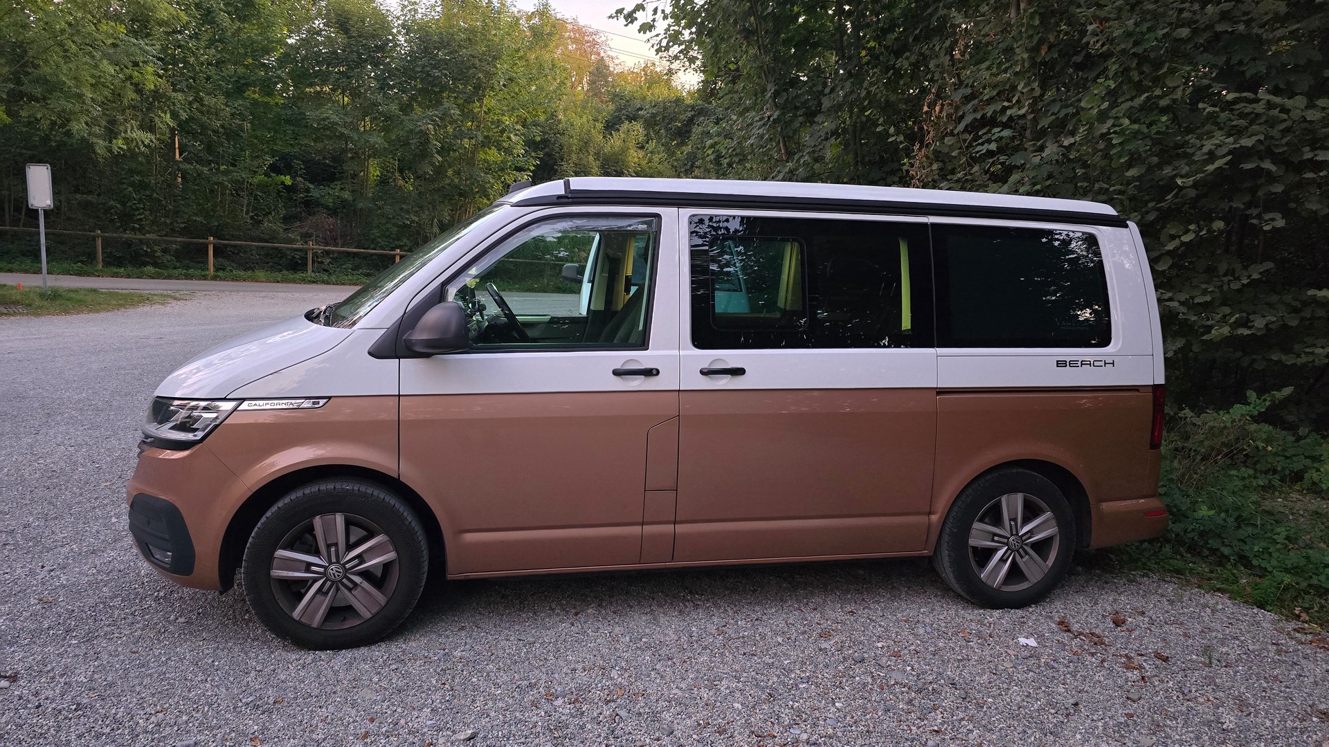 VW 2.0 TDI 150 Beach Liberty DSG 4Motion-image-0