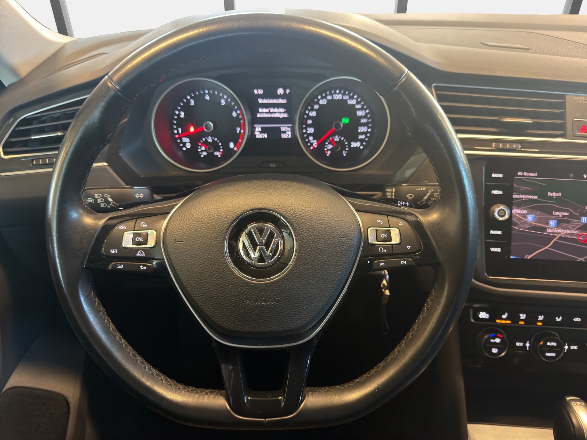 VW Tiguan 1.4TSI ACT Trendline 4Motion DSG*AHK*-image-14