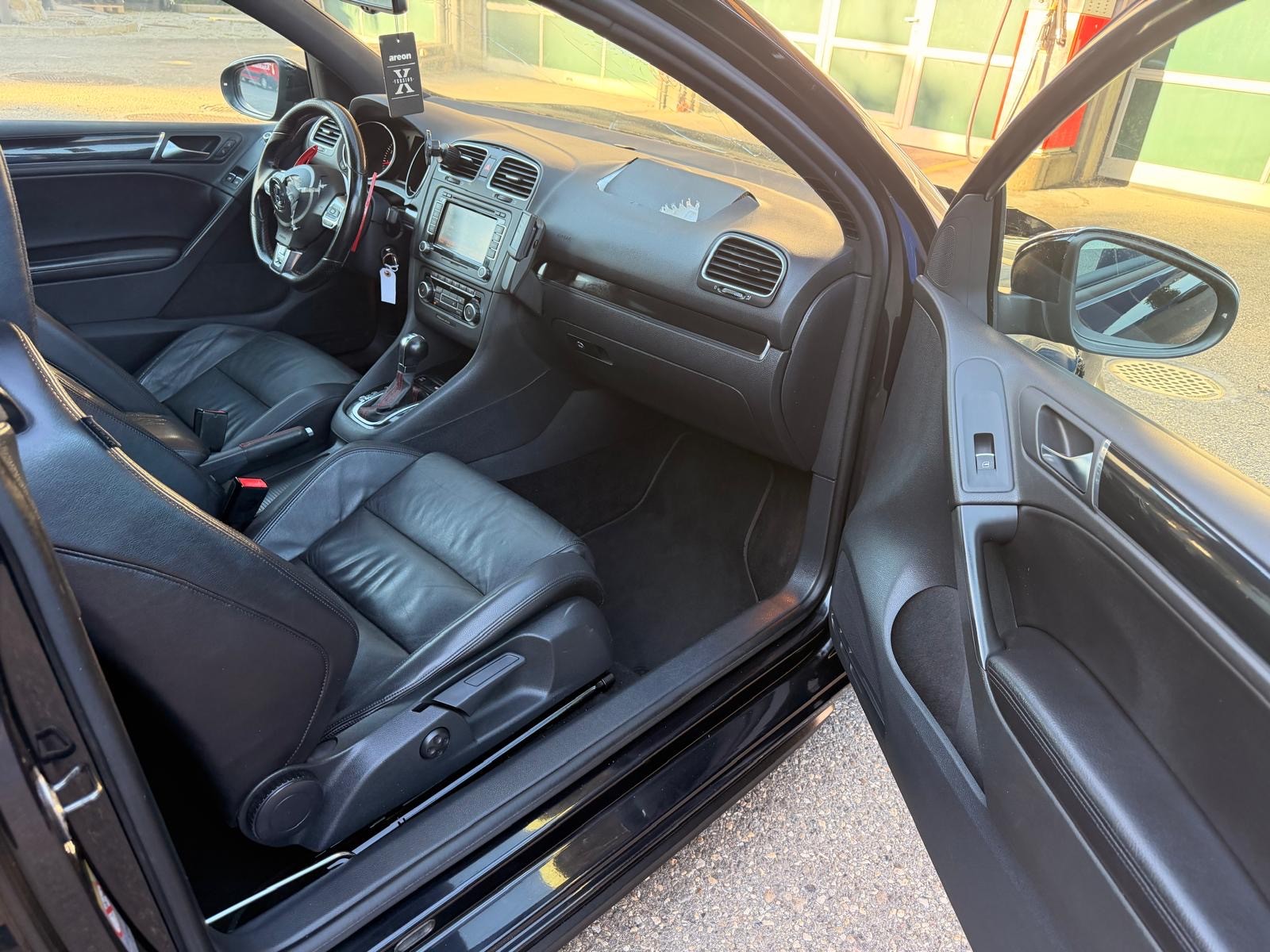 VW Golf 2.0 TSI GTI DSG-image-11