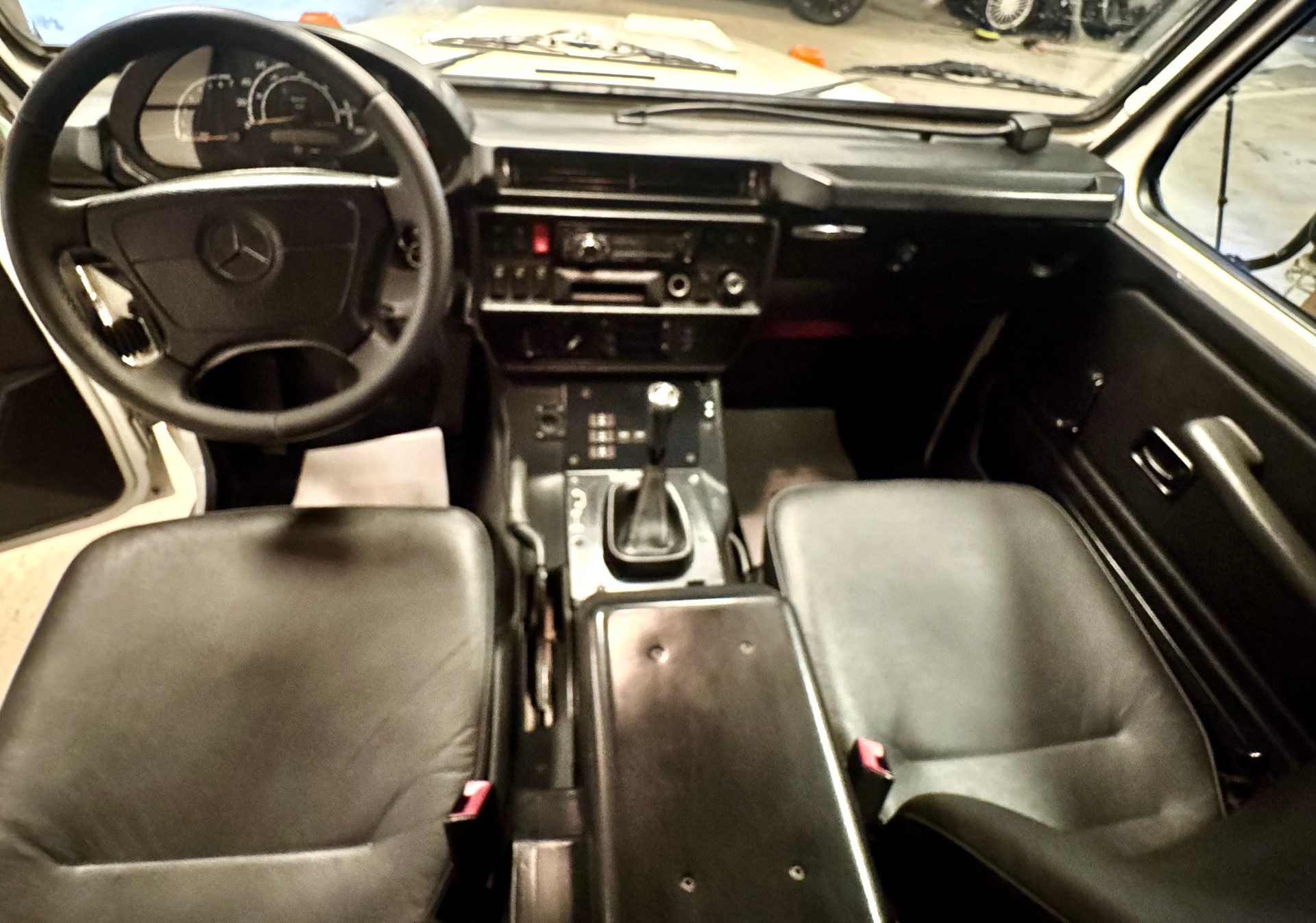MERCEDES-BENZ Work Professional-image-18