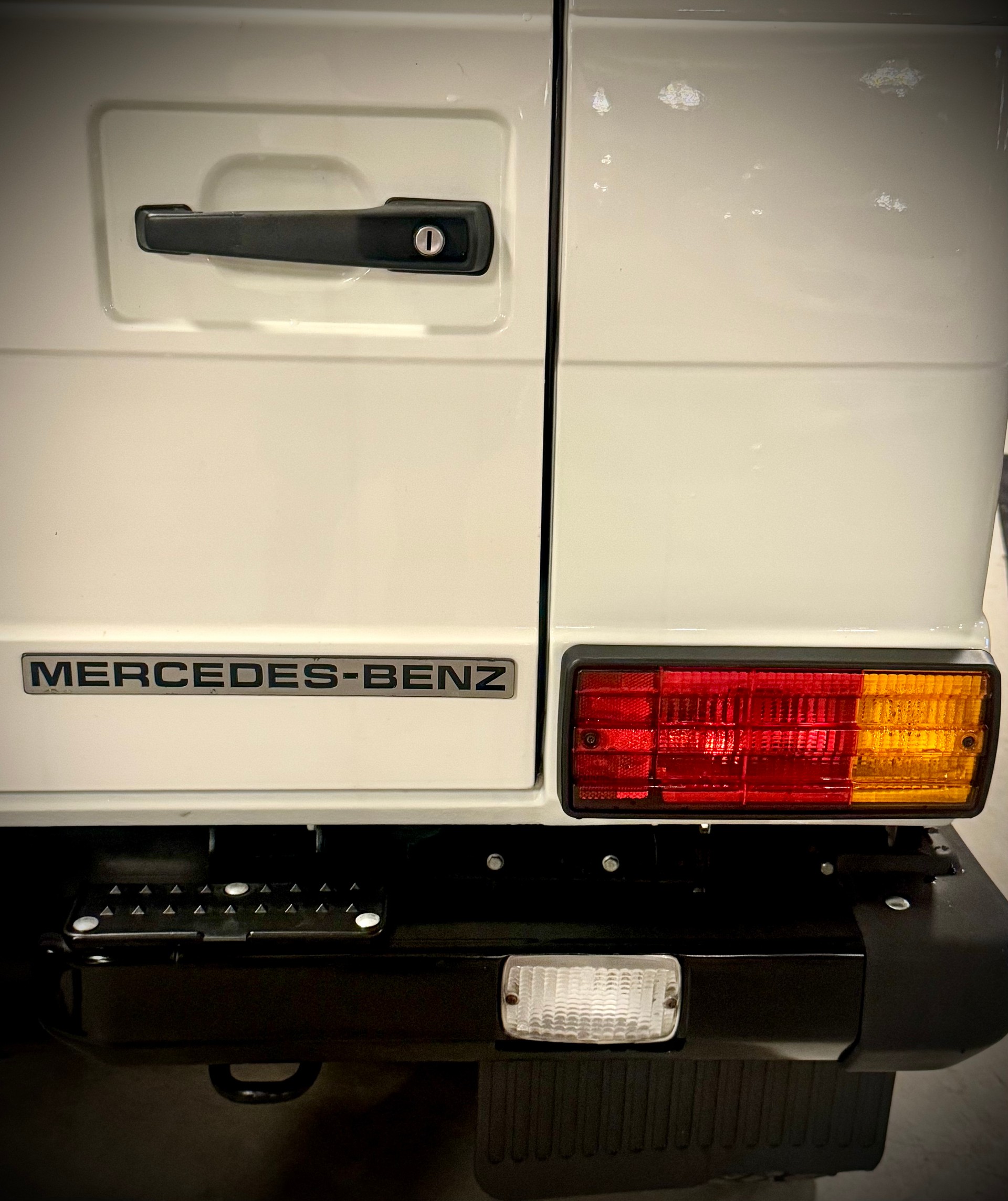 MERCEDES-BENZ Work Professional-image-11