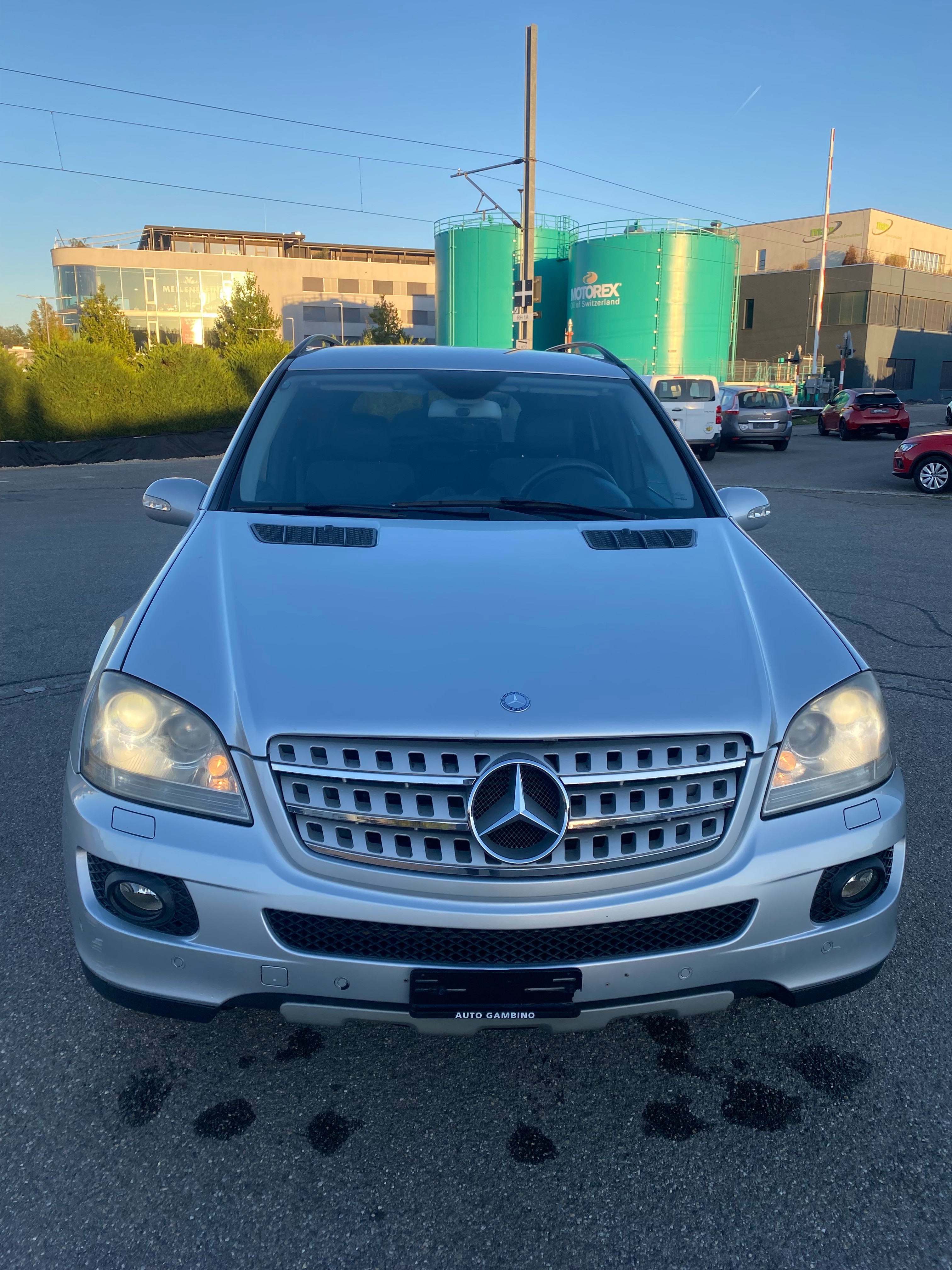 Car photo
