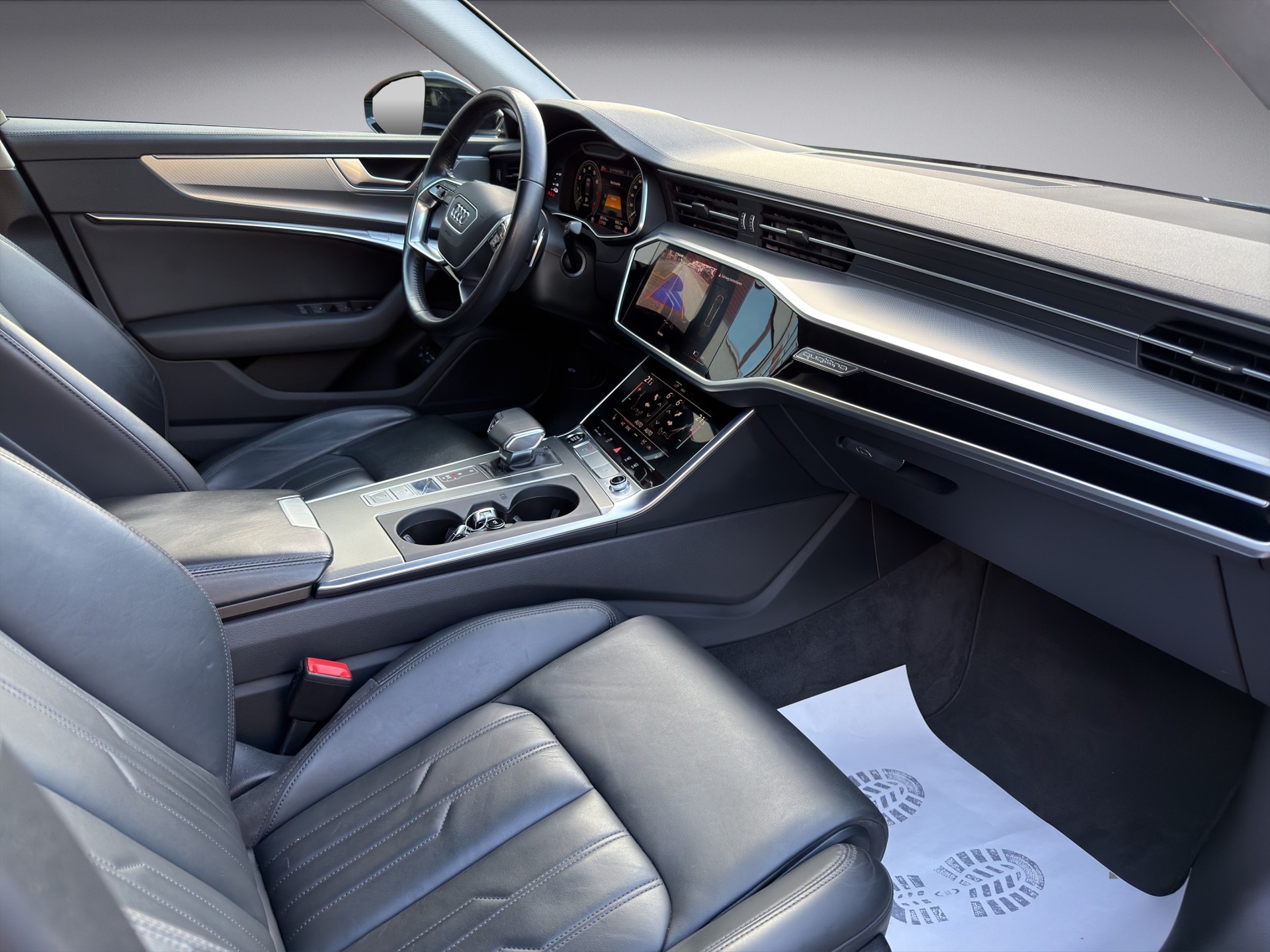 AUDI 50 TFSI e-image-11