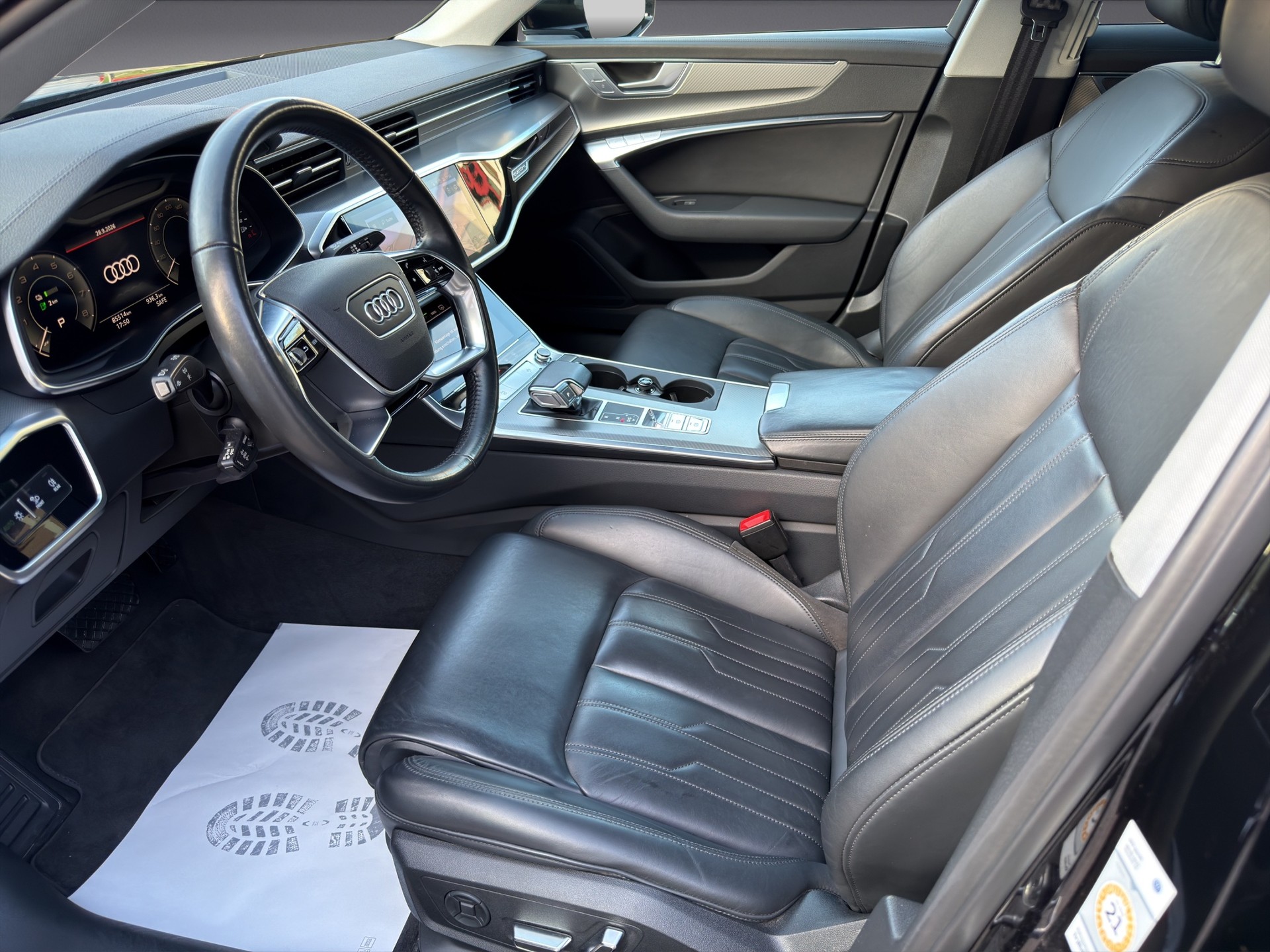 AUDI 50 TFSI e-image-8