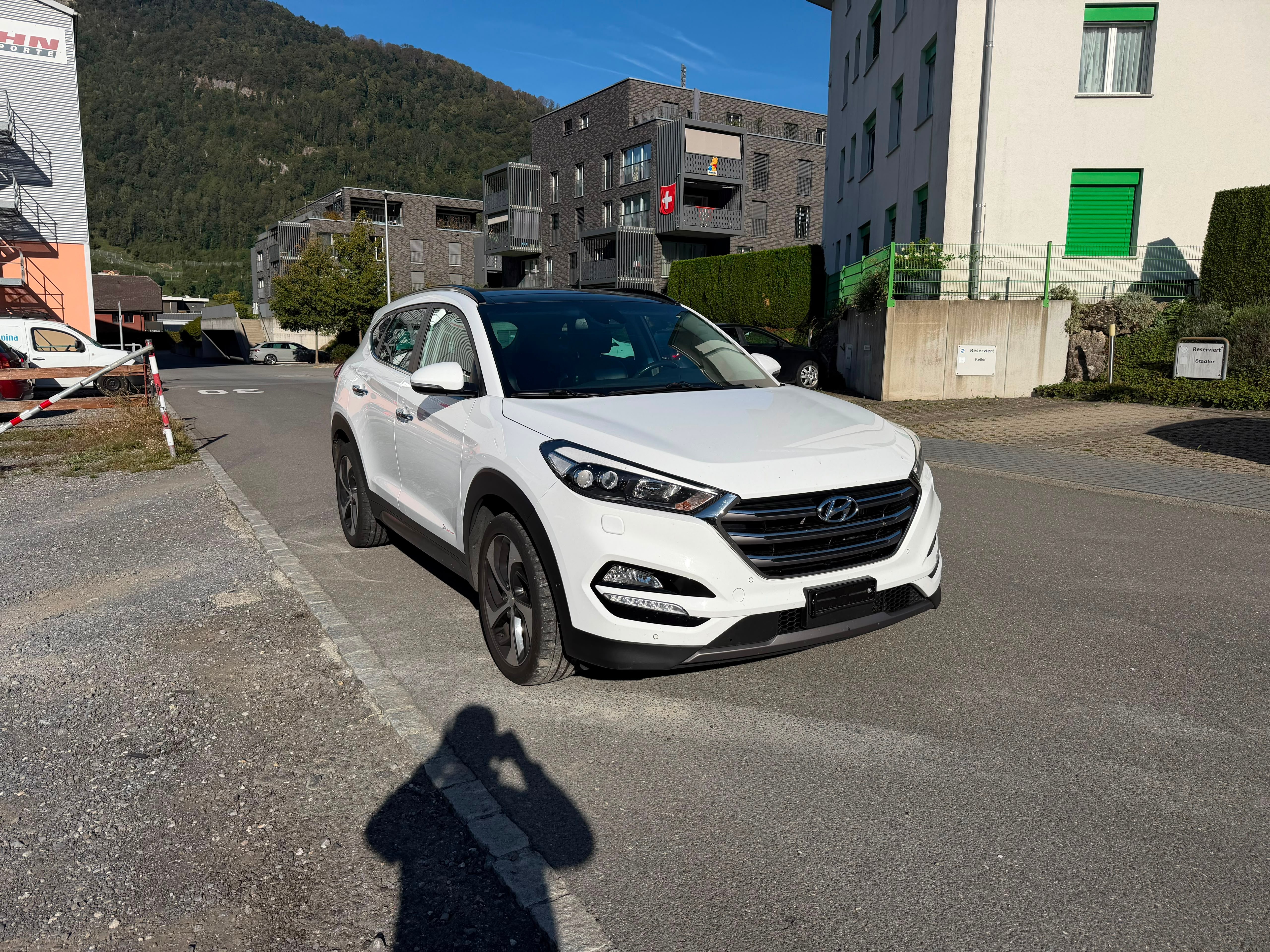 Car photo