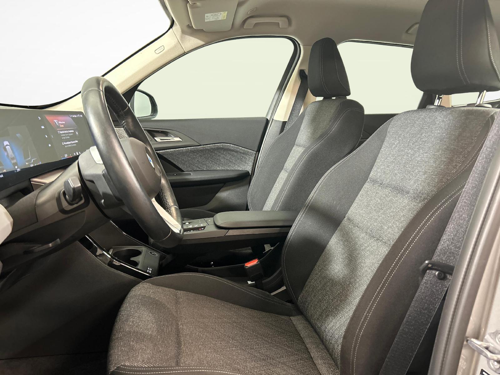 BMW X1 U11 20d xDrive paddles-image-2