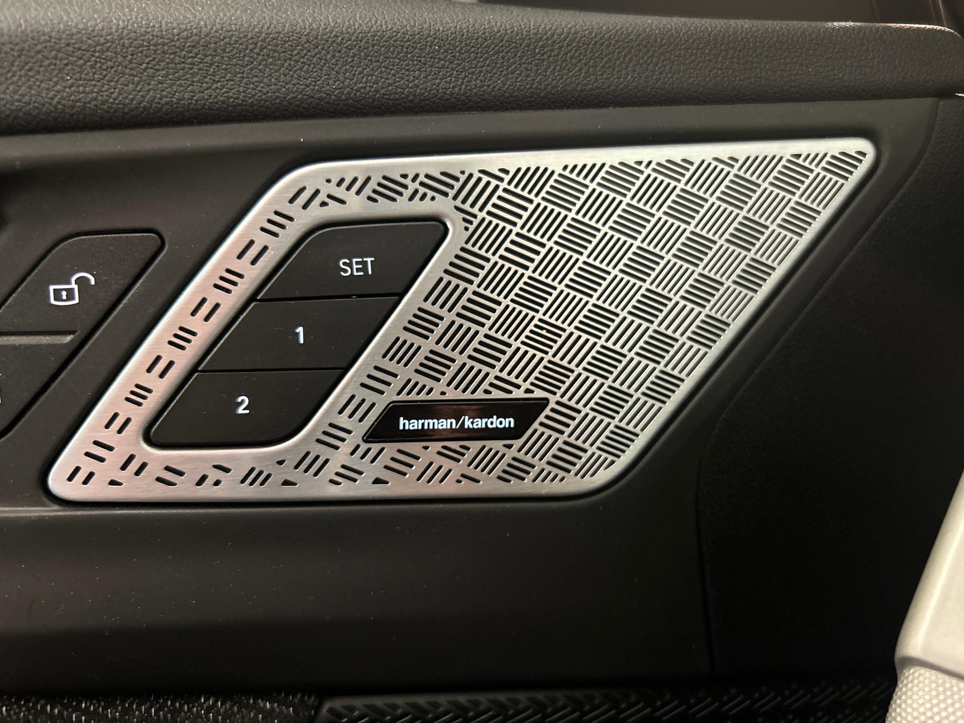 BMW X1 U11 20d xDrive paddles-image-15