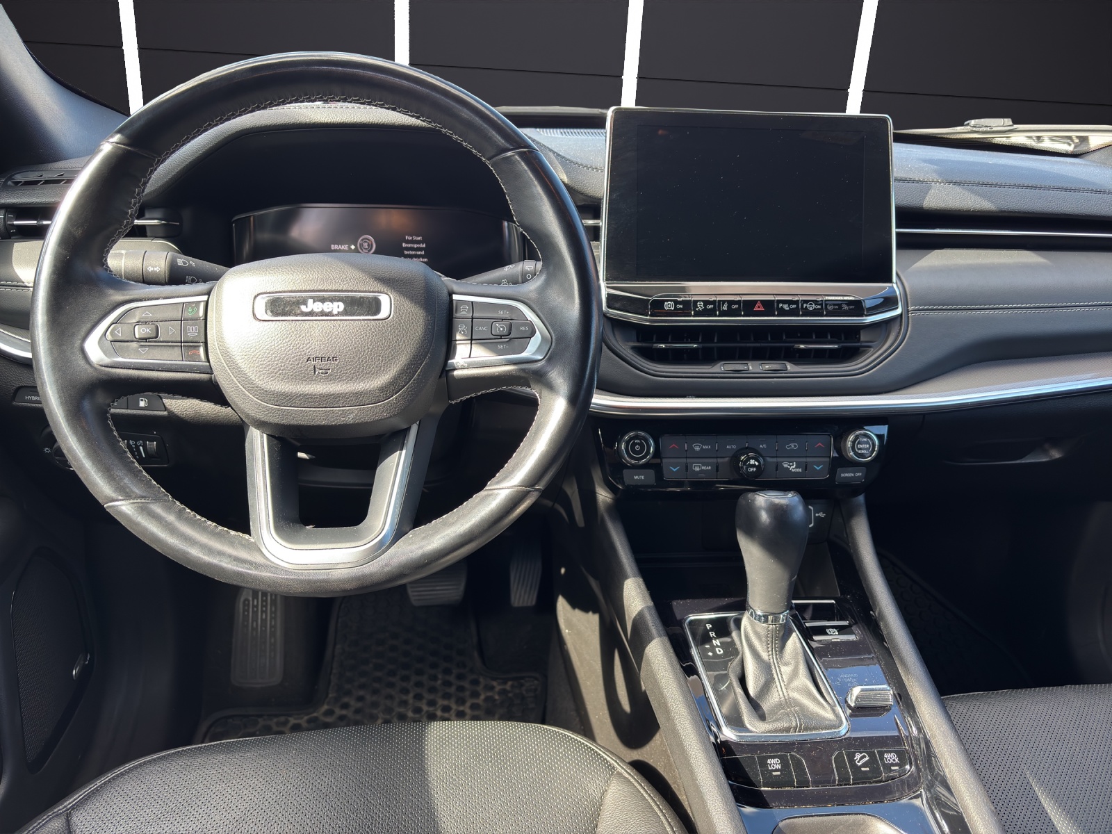 JEEP Compass 1.3 T PHEV S AWD-image-8
