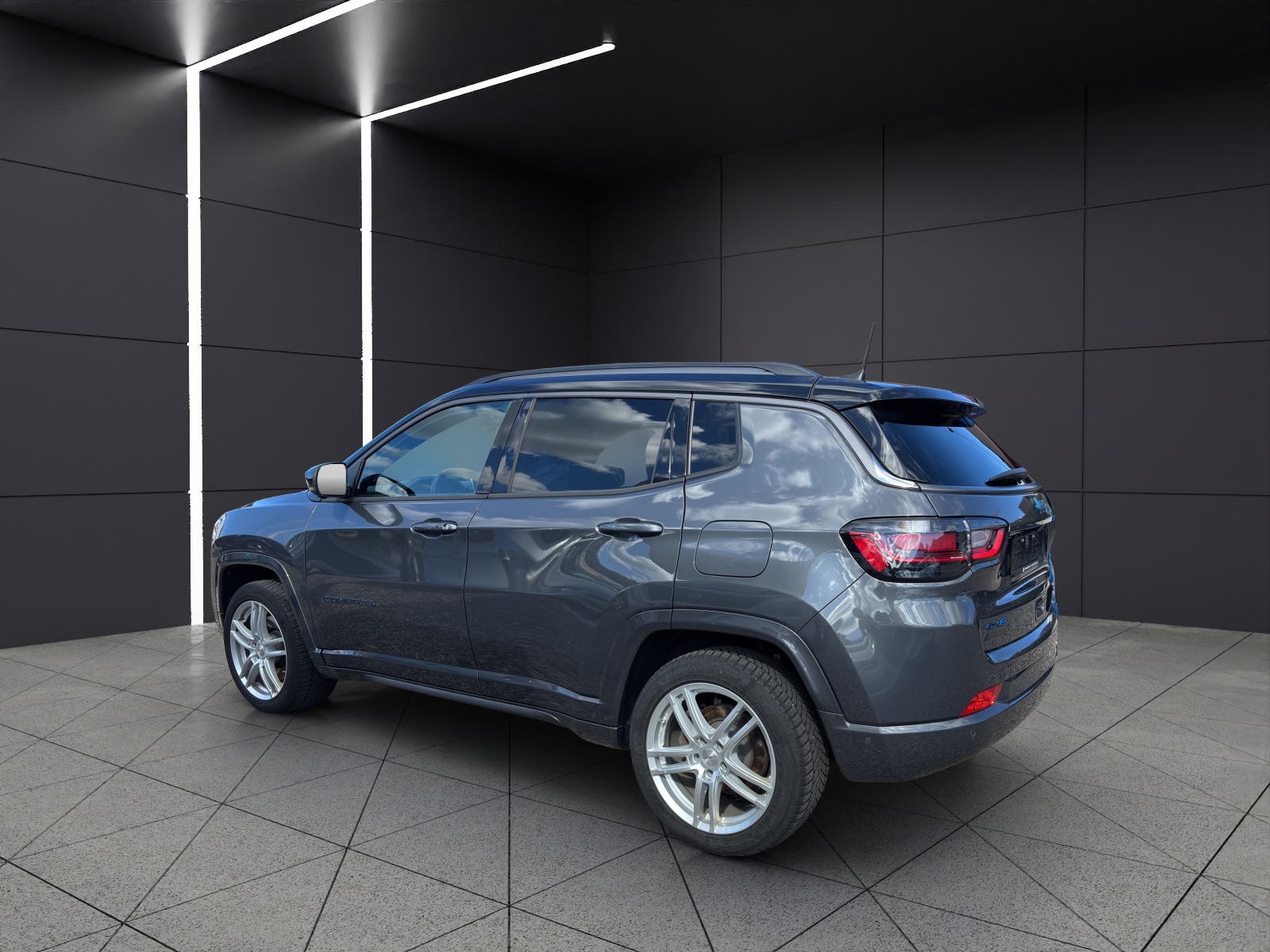 JEEP Compass 1.3 T PHEV S AWD-image-2